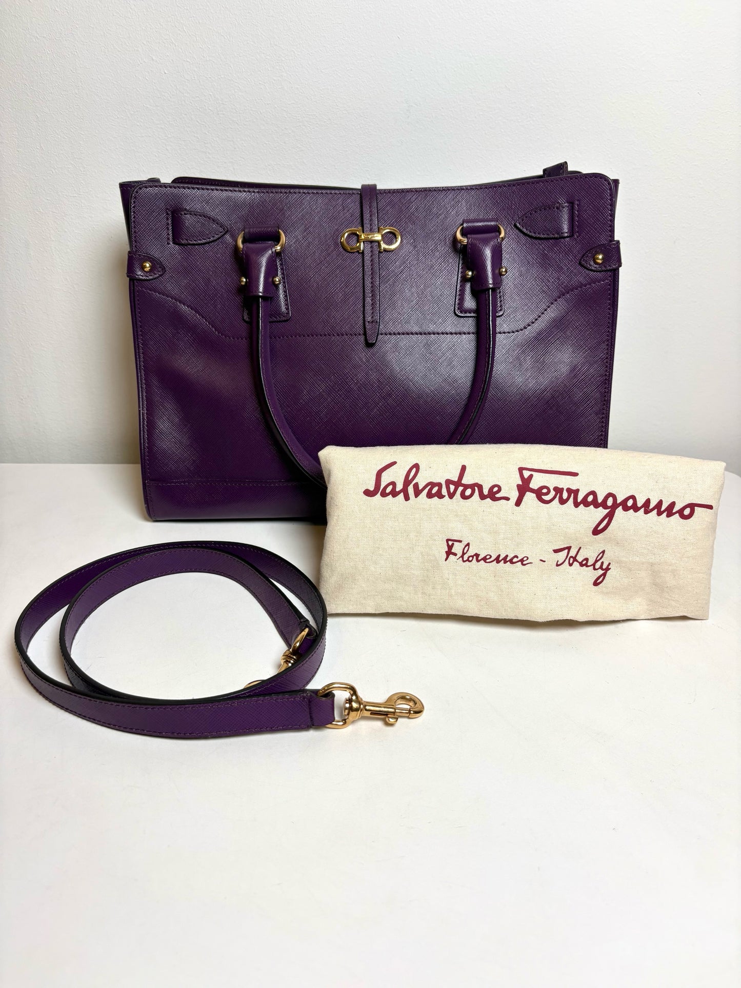 Women's Salvatore Ferragamo Briana Tote Saffiano Leather Pre-owned Purple Bag
