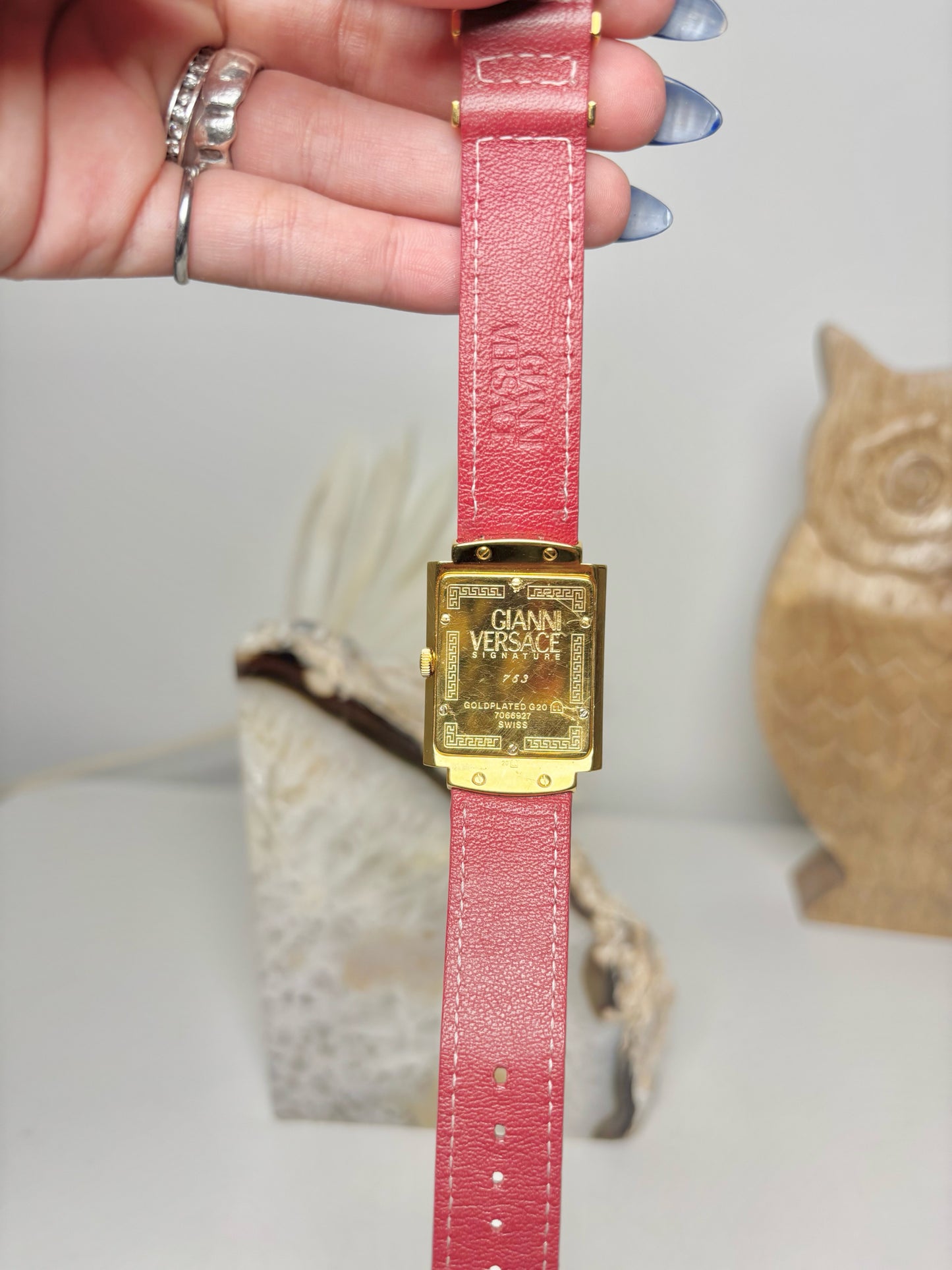 Leather & Gold Gianni Versace Gold Plated Pre-owned Watch