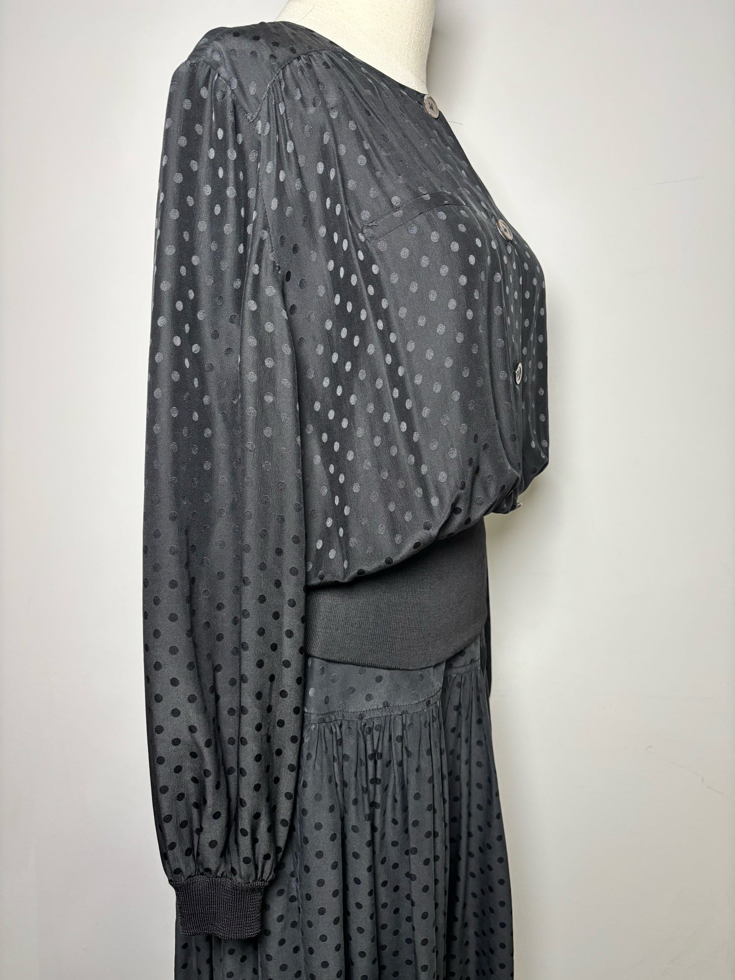 Women Size 6 Vintage Valentino Black Dot 2 Piece Silk Midi Skirt, Top Set