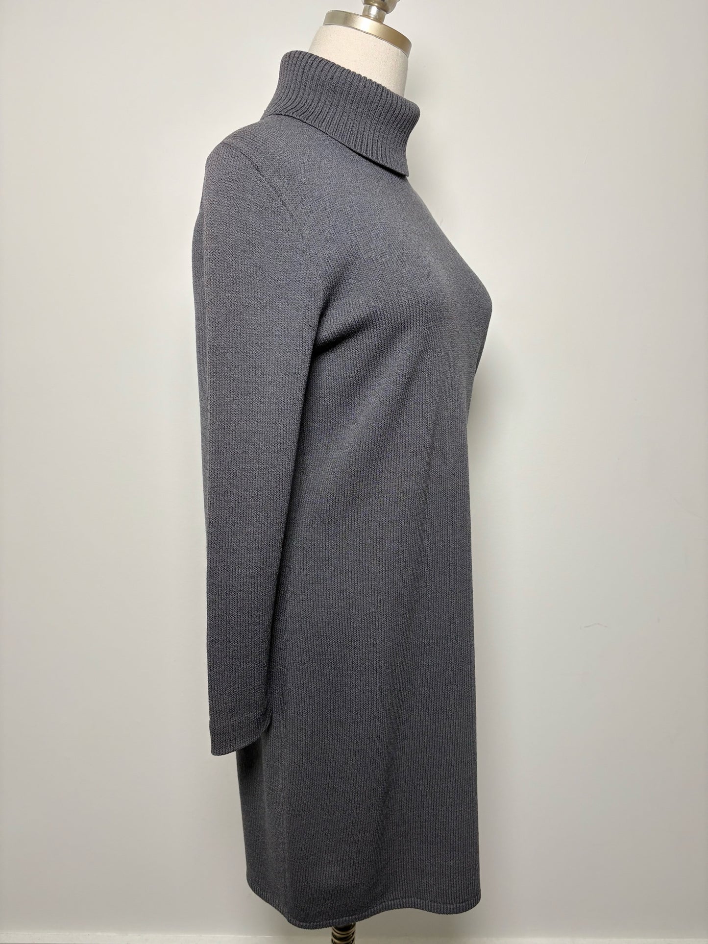 Women Size 2 St. John Gray Solid Wool Pre-owned Dress