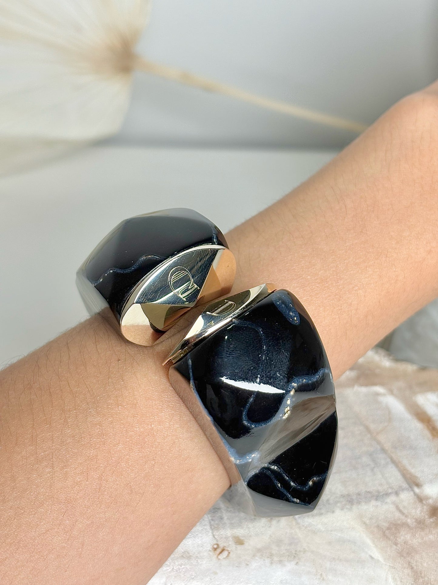 Wood, Resin Christian Dior Gold Marble Effect Pre-owned Bracelet