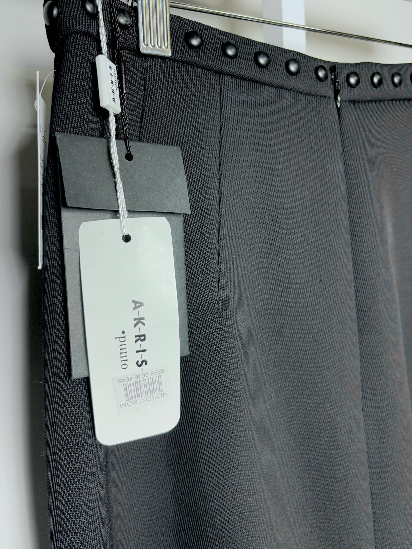 Women Size 6 Akris Punto Black Wool A-line NWT Skirt