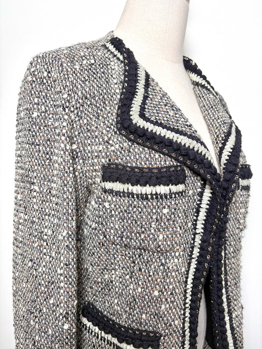Women Size 8 St. John Couture Black, White Boucle Virgin Wool Blend Jacket