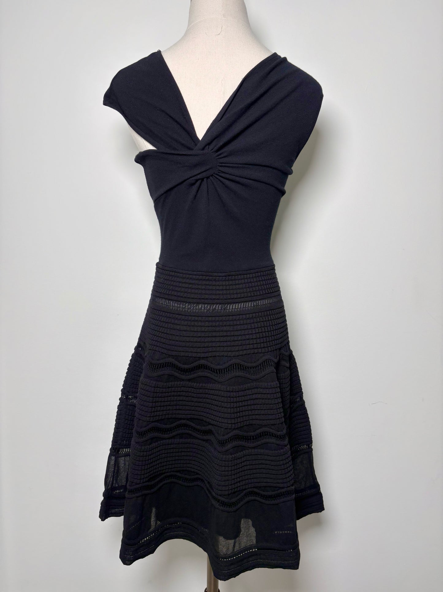 Women Size 6 M Missoni Black Mini Fit & Flare Smocked Waist Dress