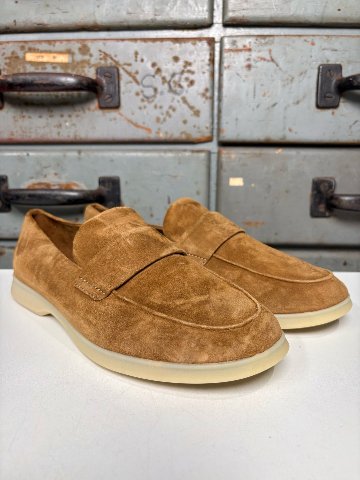 W Shoe Size 7.5 Vince Brown Suede Loafers