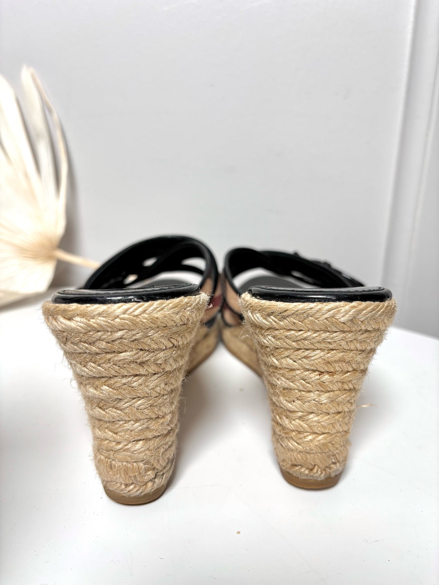 W Shoe Size 39 (8.5 US) Burberry Black Nova Check Canvas Jute Wedge