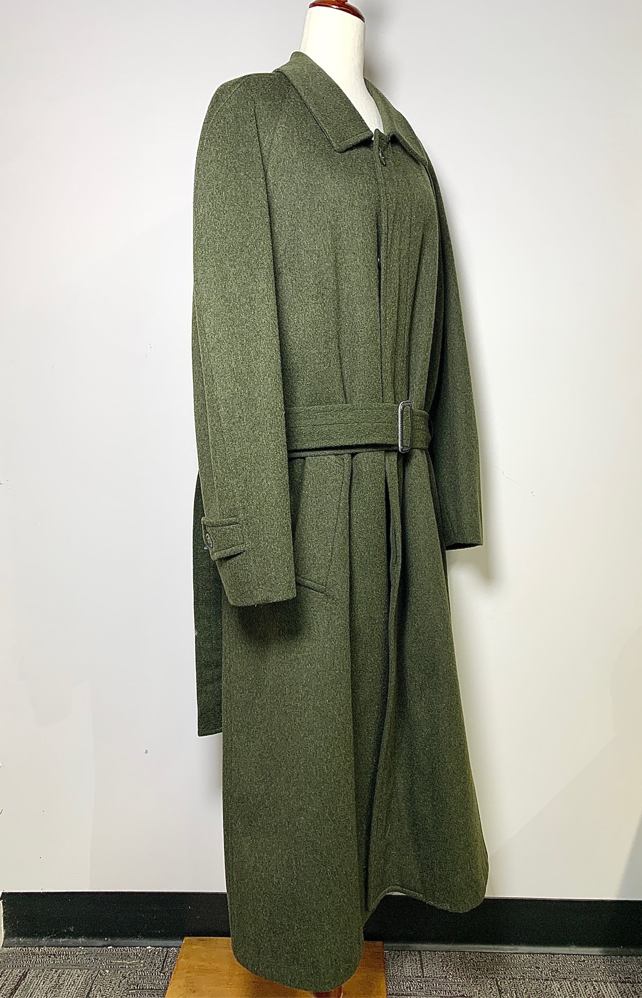 Burberry Hunter Green Wool Solid Men's Size XL Long Coat