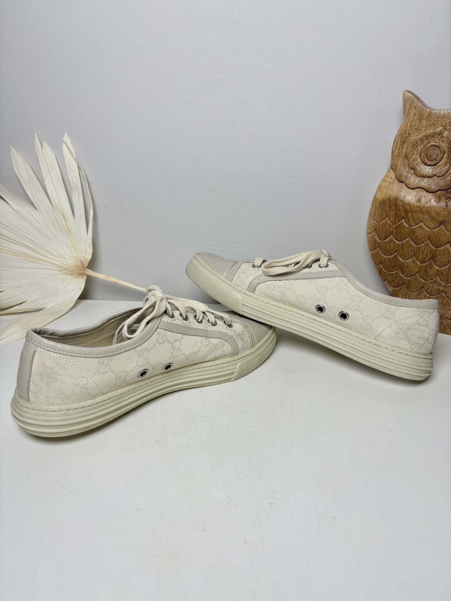 W Shoe Size 37 (7) Gucci GG Cream Washed Canvas, Leather Sneakers