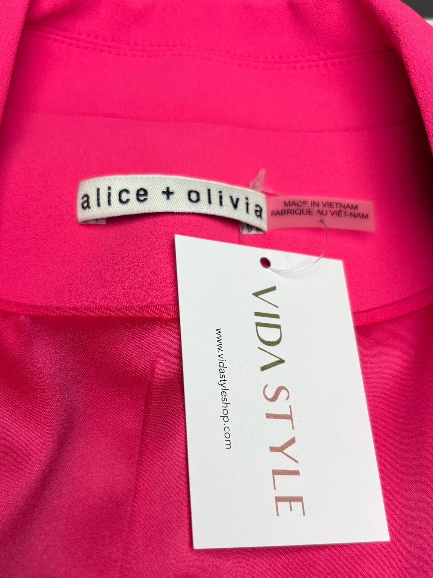 Women Size 4 Alice + Olivia Hot Pink Pre-Owned Single-Button Jacket