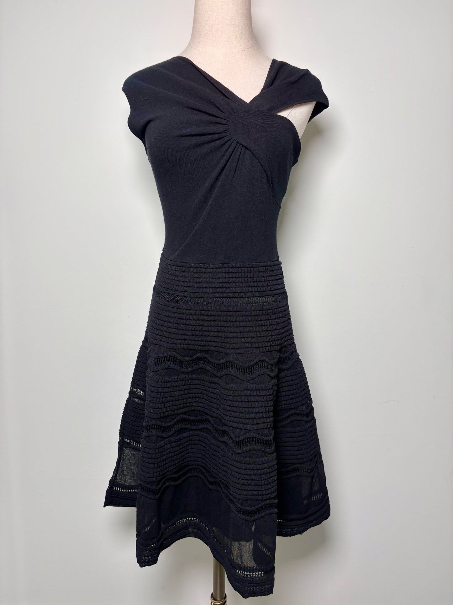 Women Size 6 M Missoni Black Mini Fit & Flare Smocked Waist Dress