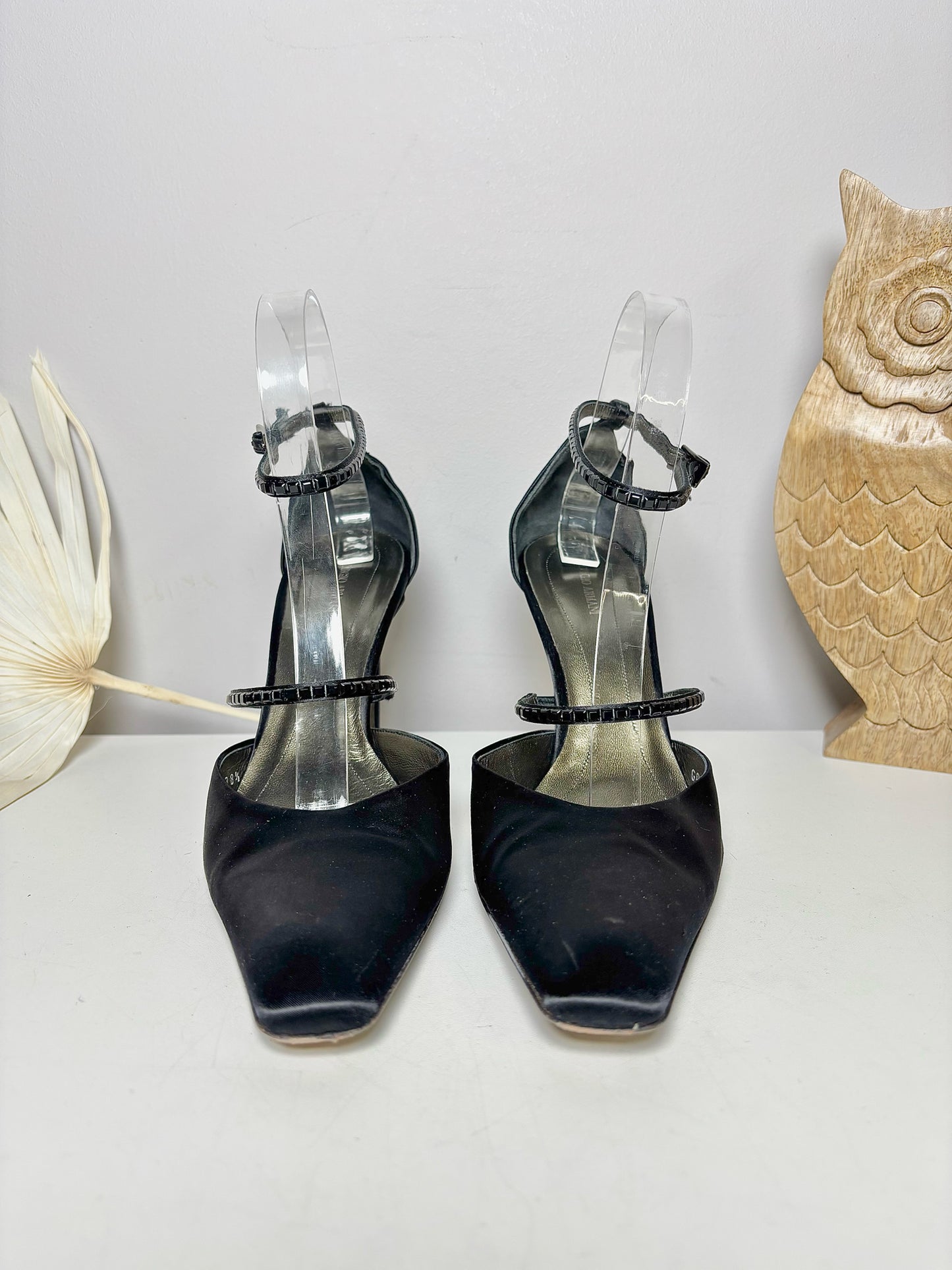 W Shoe Size 38.5 (8 US) Giorgio Armani Black Satin Pump