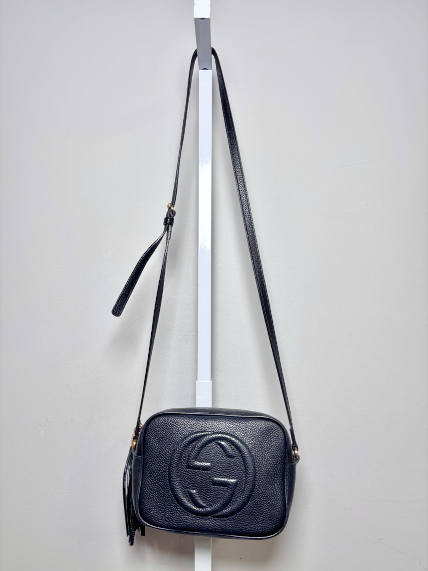 Gucci Solid Leather Black Cowhide Soho Disco Purse