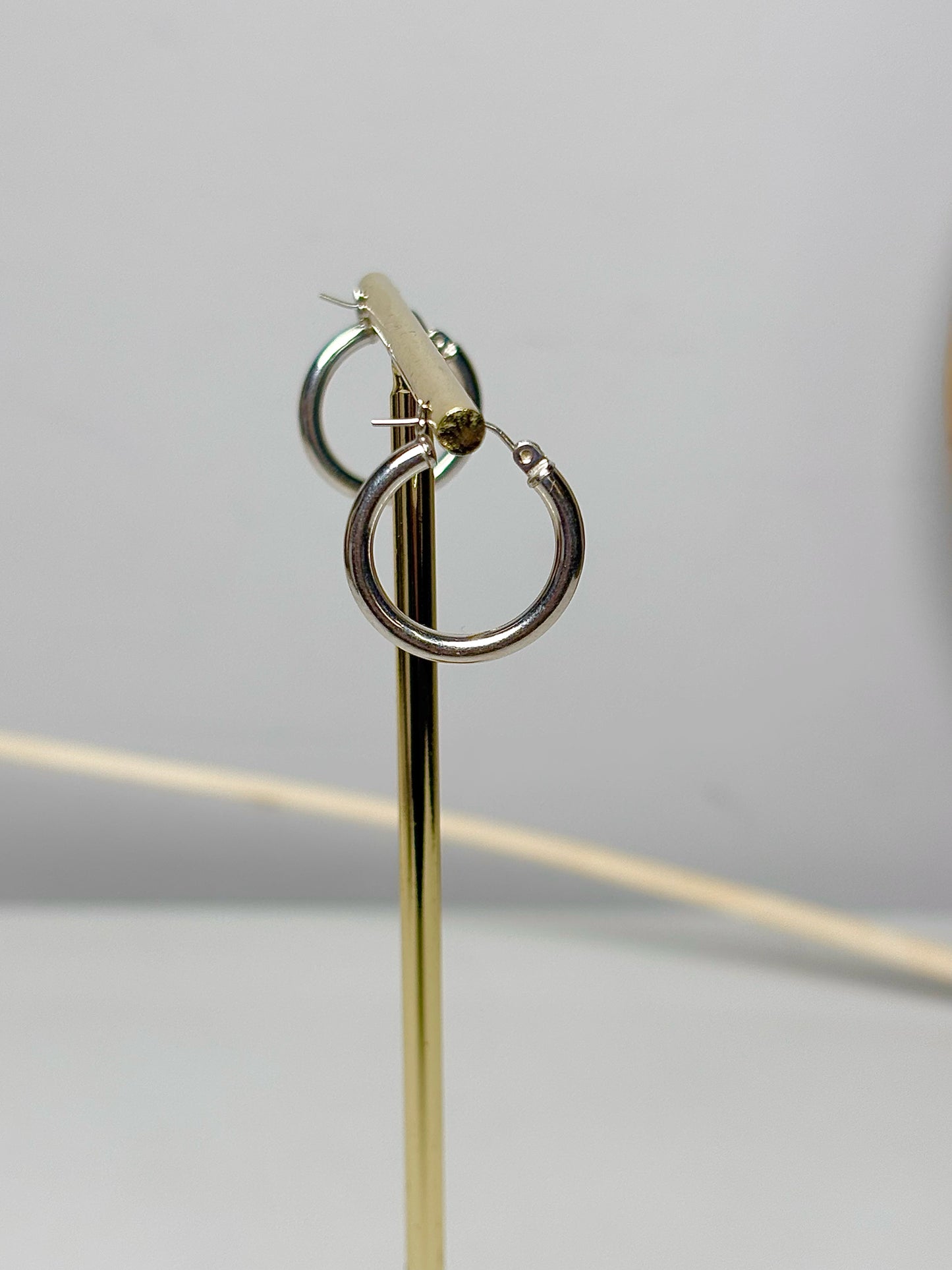 WHITE GOLD Pierce Earrings 1" Hoops