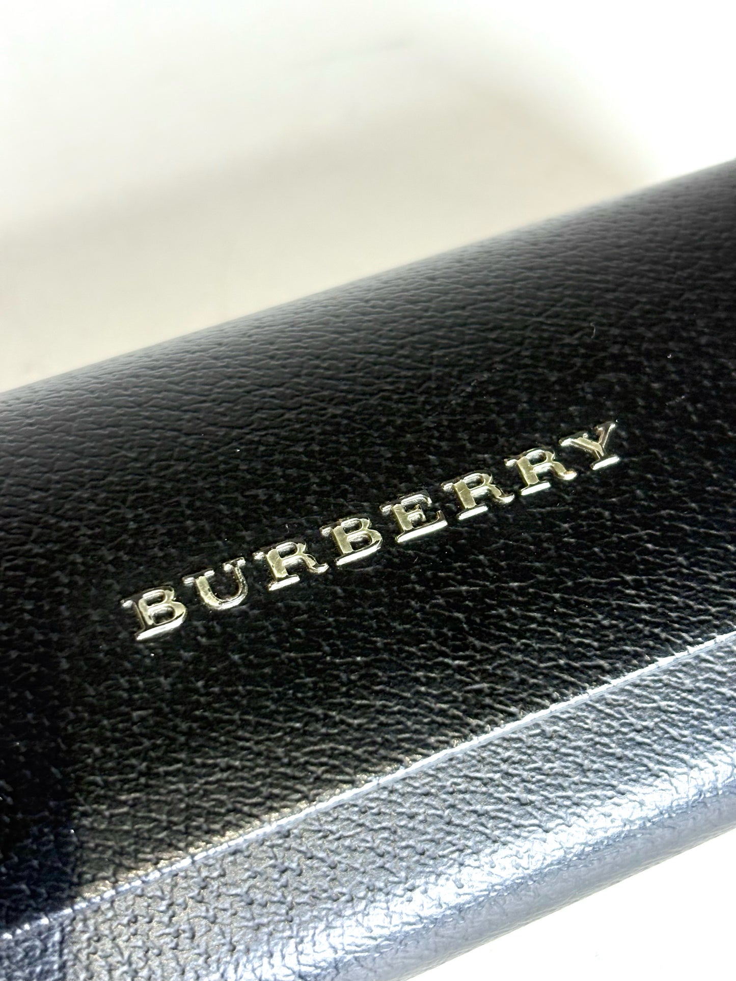 Burberry B4251-Q Cat Eye Women's Pre-owned Burgundy Acetate, Metal Sunglasses