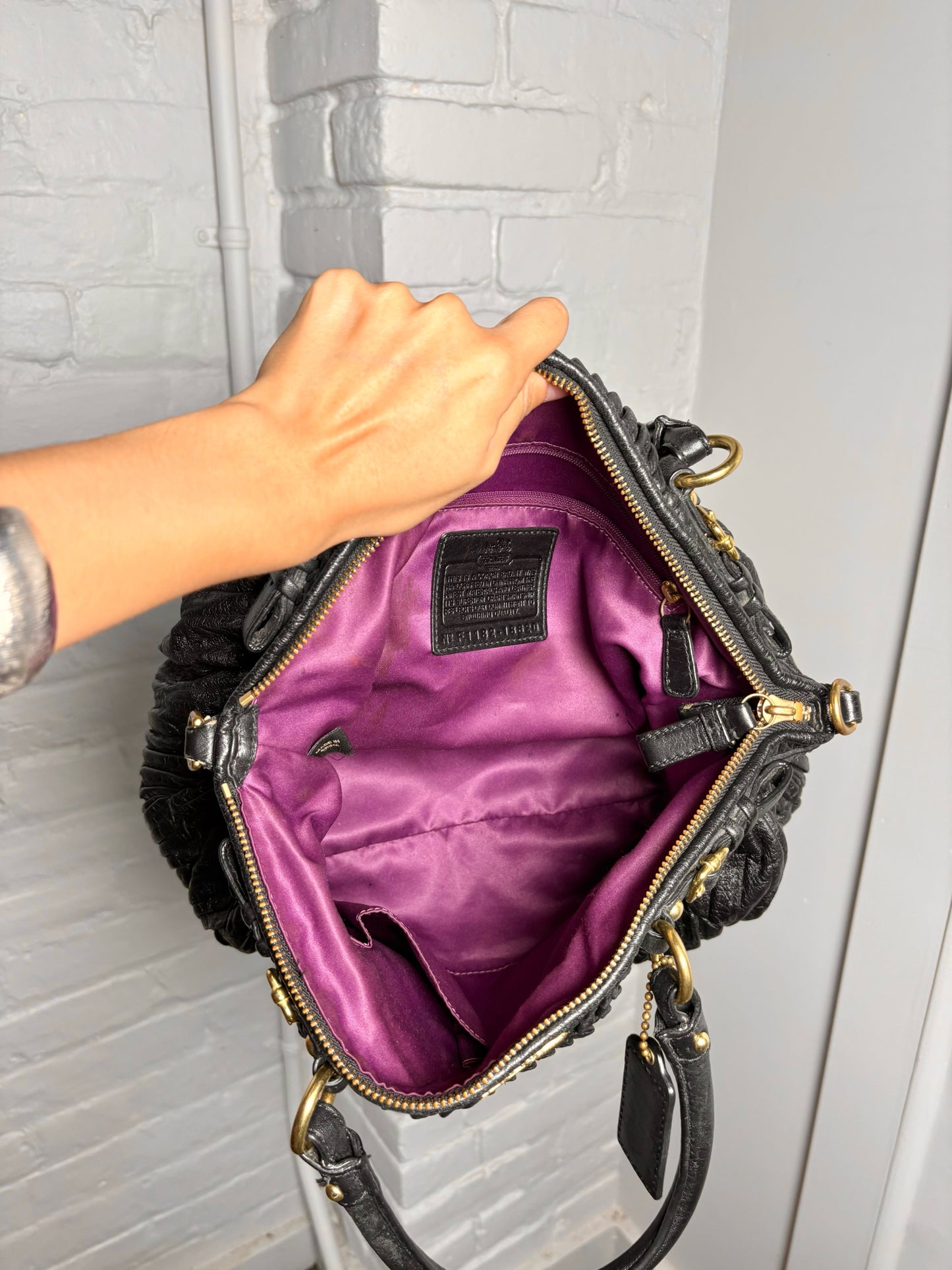 Coach Pleated Vintage Leather Black Handle#18620 Purse