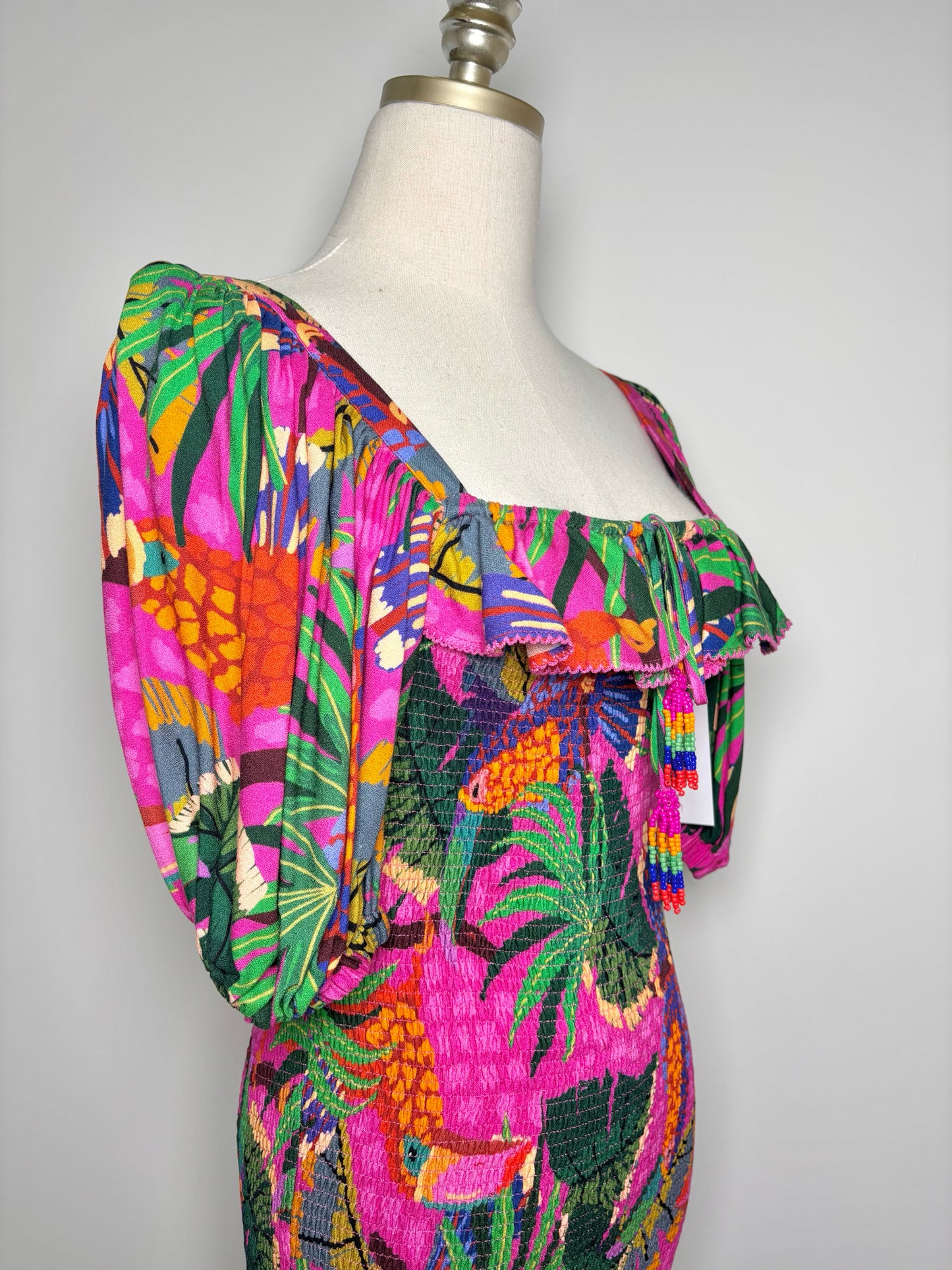 Women Size S Farm Rio Pink, green, orange, blue Floral NWOT Dress
