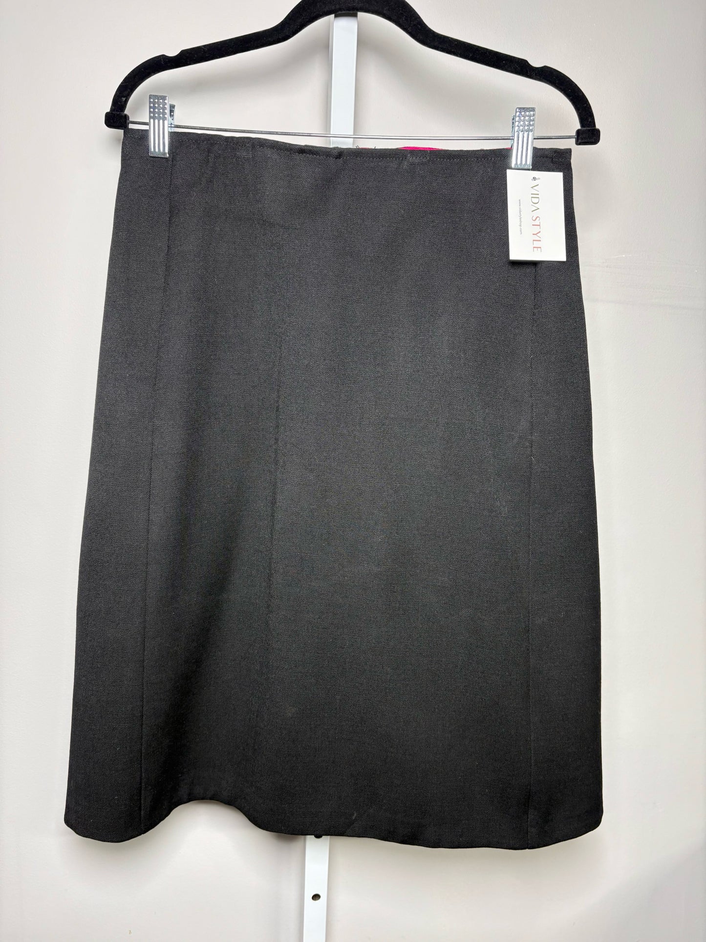 Women Size M (Estimate) Elizabeth Arden Black Solid Vintage Suit