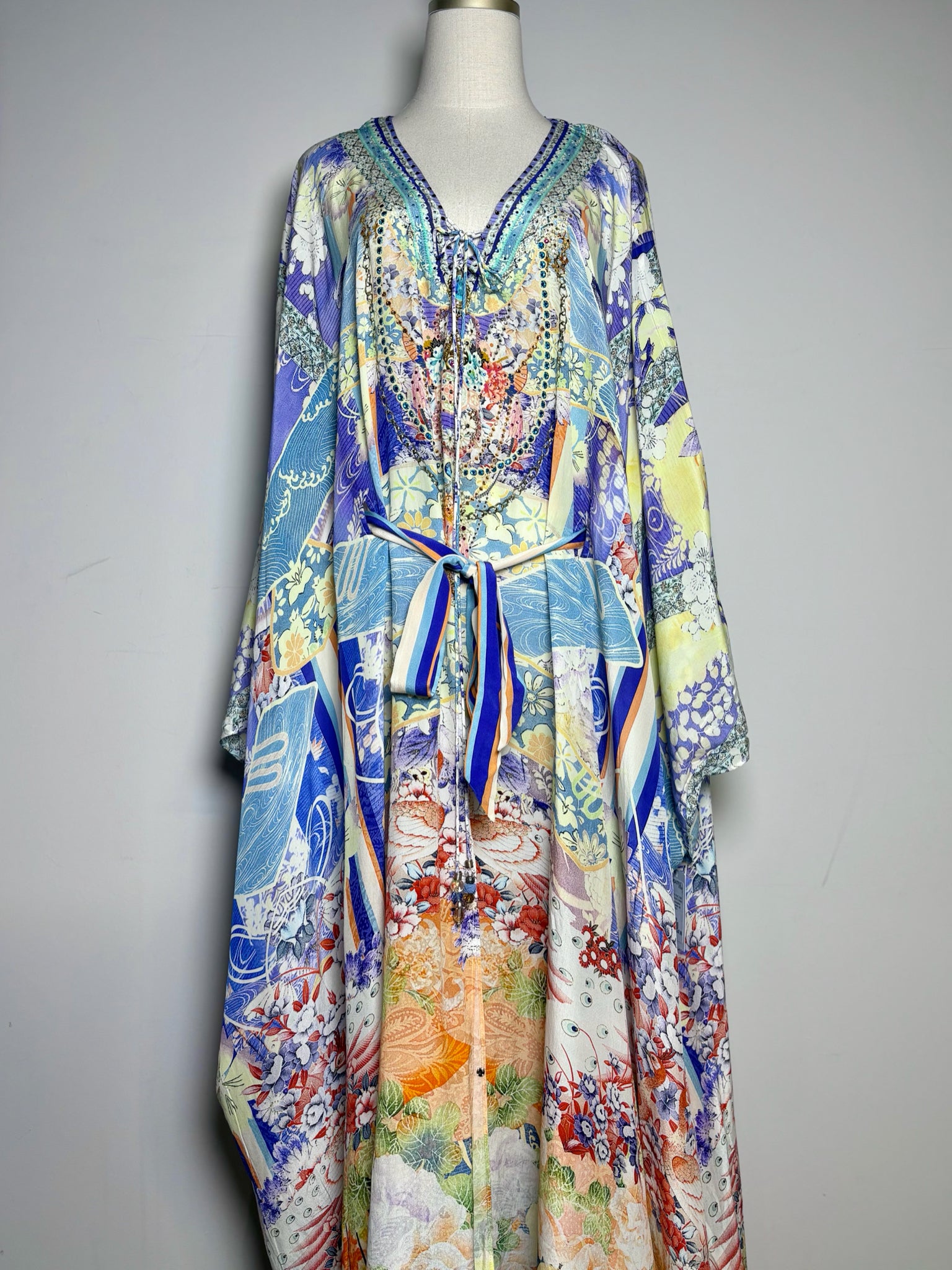 camilla silk kaftan dress Crystal-embellished printed silk kaftan - pink