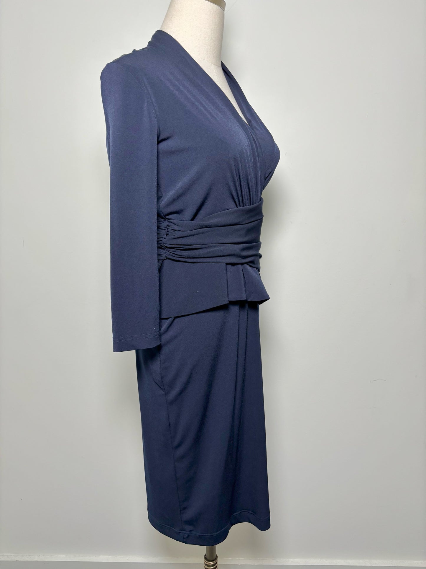 Women Size 6 The Fold London Navy Stretch Knit 3/4 Sleves Sheath Dress