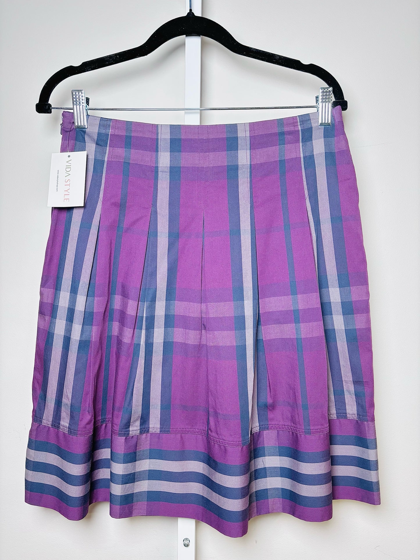 Women Size 4 Burberry Purple Plaid Skirt