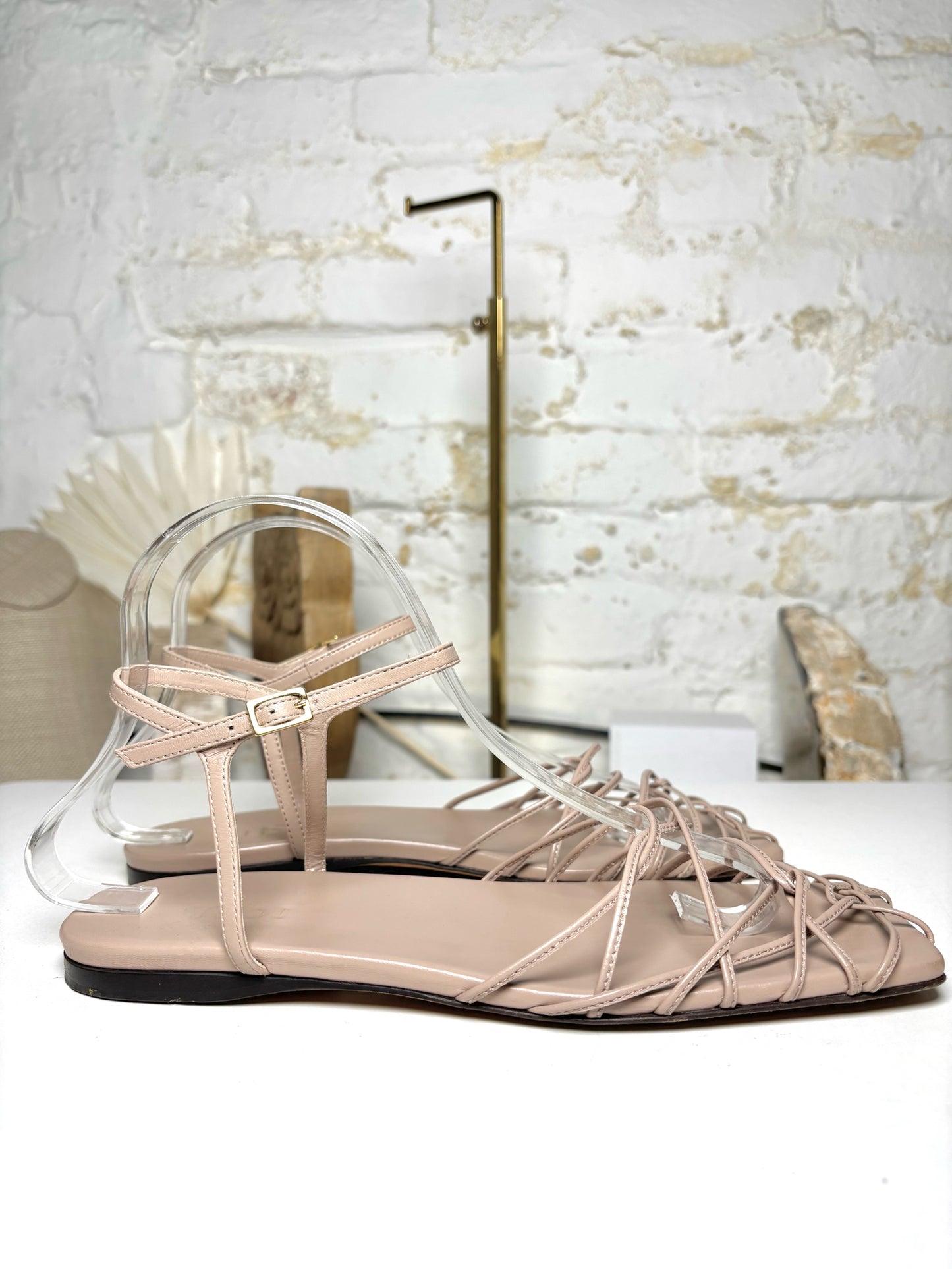 W Shoe Size 37.5 Tibi Taupe Leather Cowhide Sandals