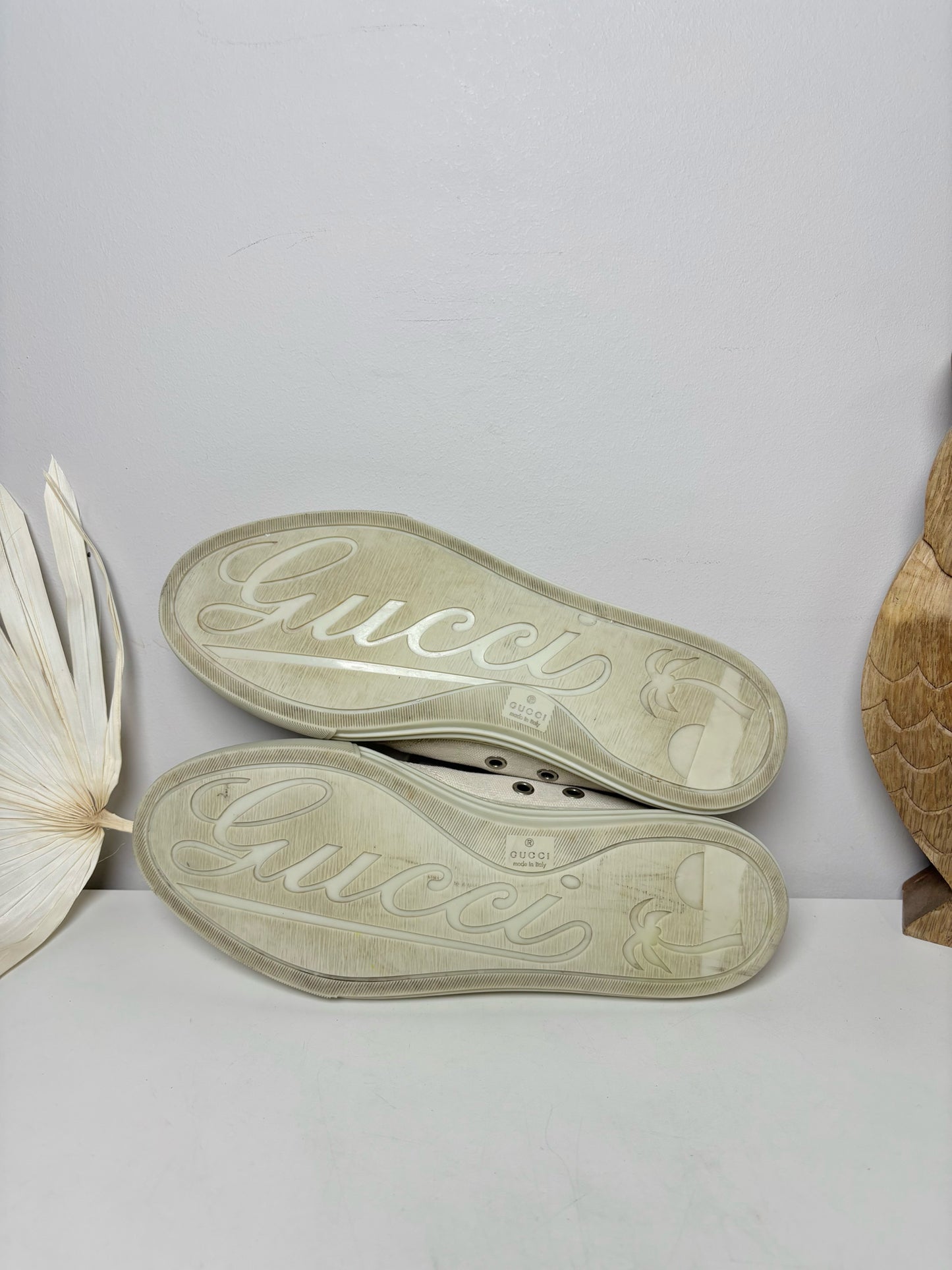 W Shoe Size 37 (7) Gucci GG Cream Washed Canvas, Leather Sneakers