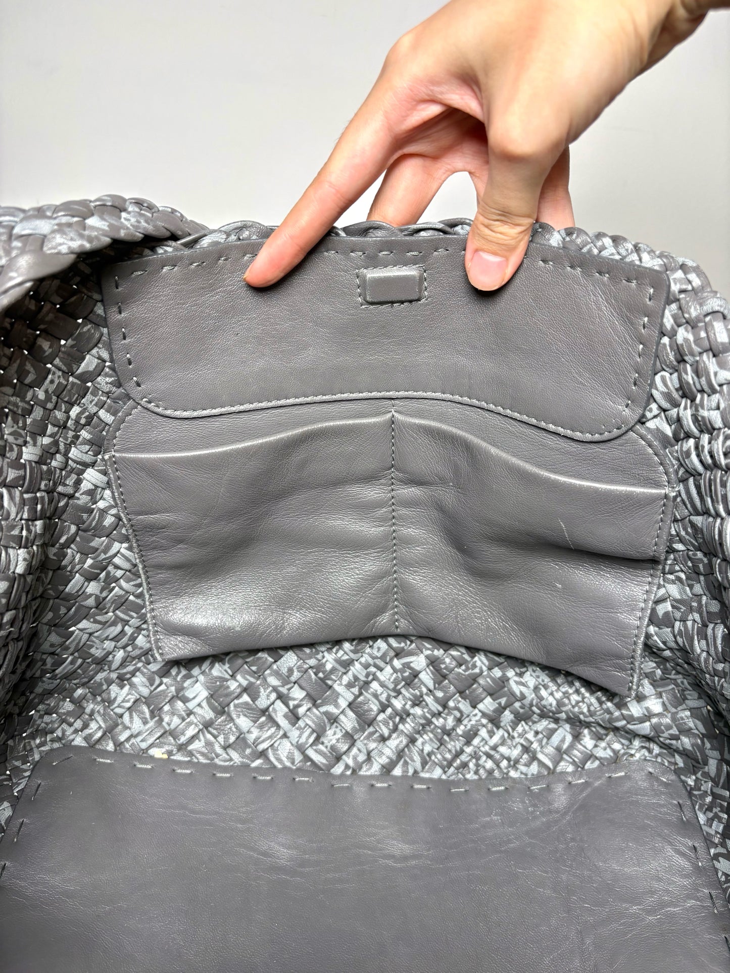 Falor Italia Woven Leather Pre-owned Gray Medium Purse