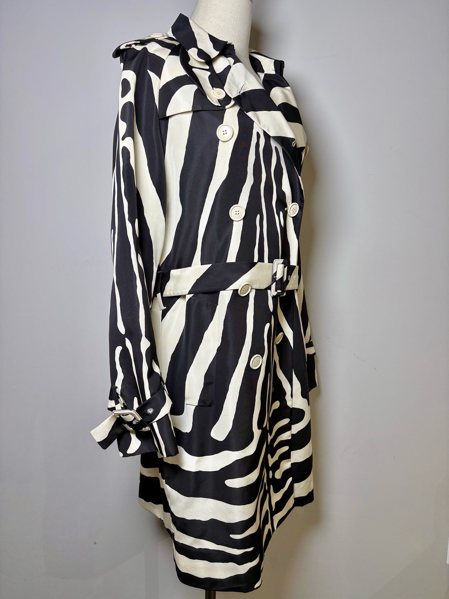 Women Size 8 Christian Dior Black, Cream Zebra Silk Trench Coat