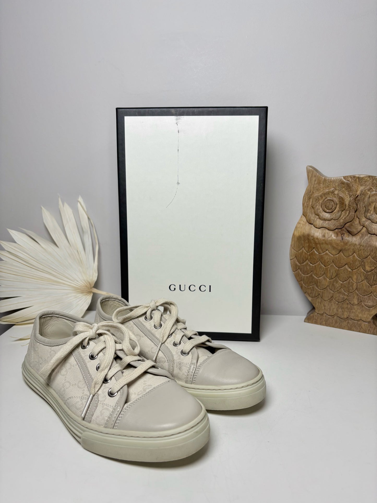 W Shoe Size 37 (7) Gucci GG Cream Washed Canvas, Leather Sneakers