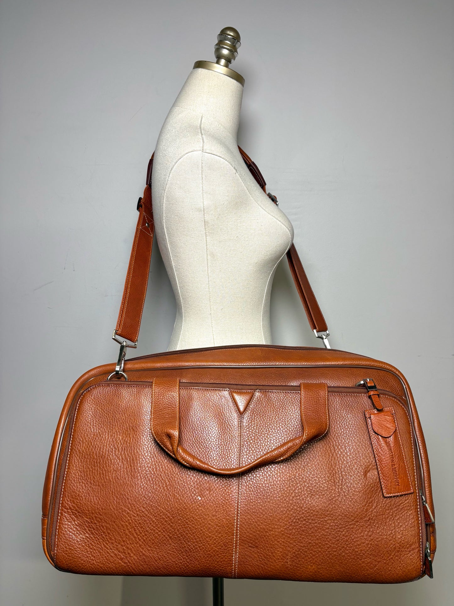 Johnston & Murphy Pre-Owned Leather Duffel Carry-On Travel Bag