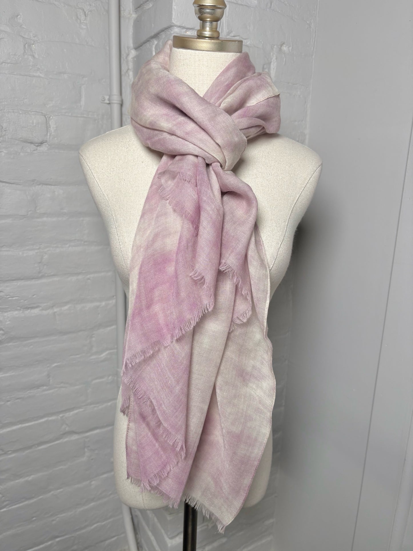 Amina Rubinacci Marble 86% Wool, 14% Silk Mable Effect Scarf