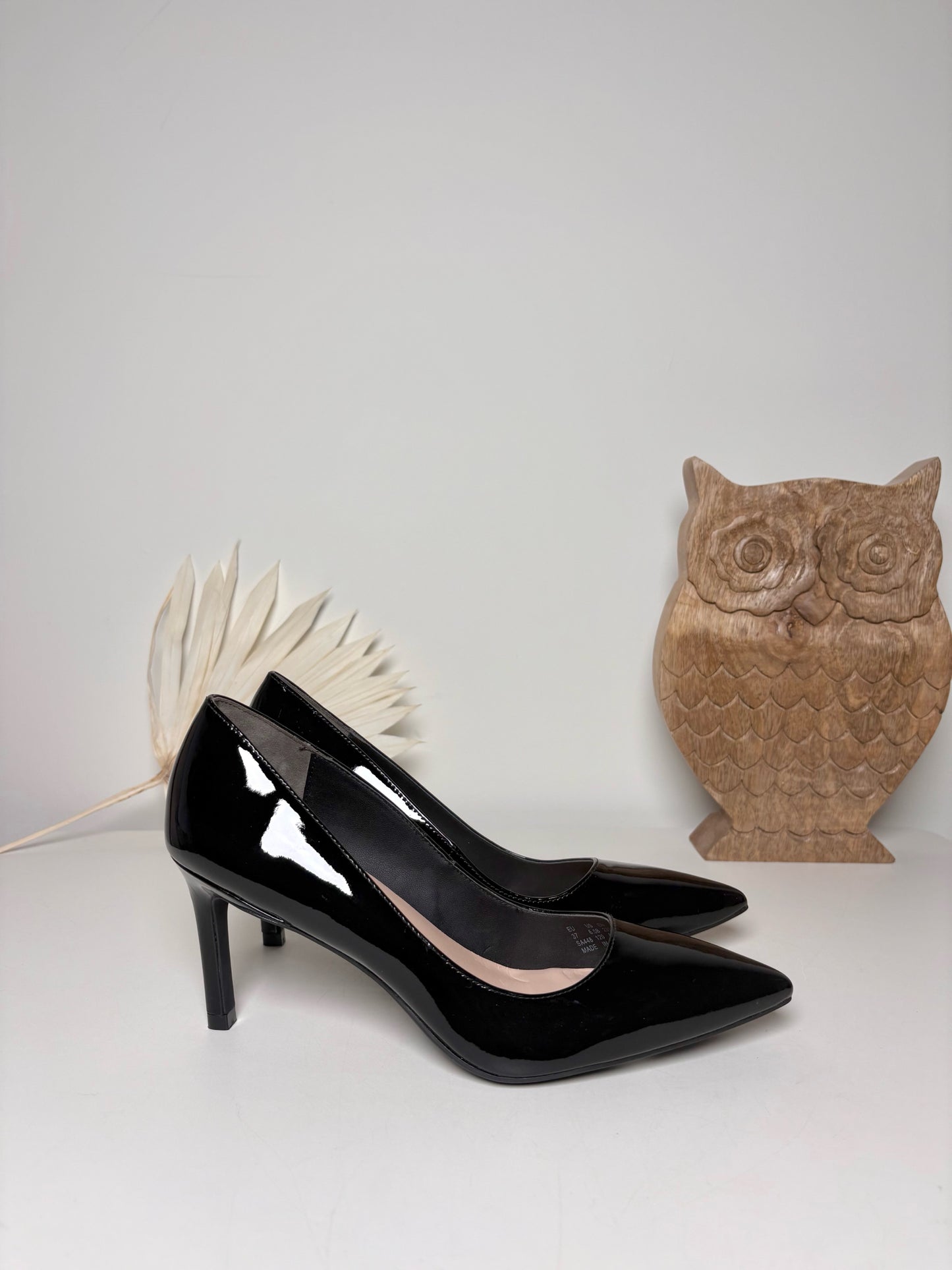 W Shoe Size 6.5 Stuart Weitzman Black Leather Patent NWOT Heels