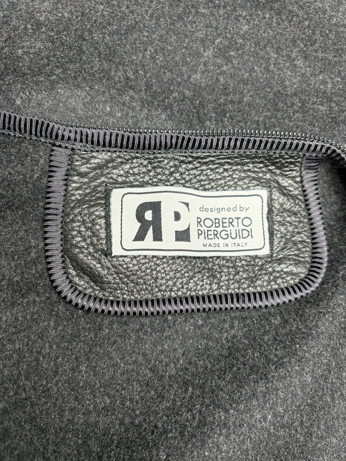 Men Size 54 IT (US 44 / XL Est.) Roberto Pierguidi Black Pebble Leather Vintage Rare Pre-Owned Bomber Jacket