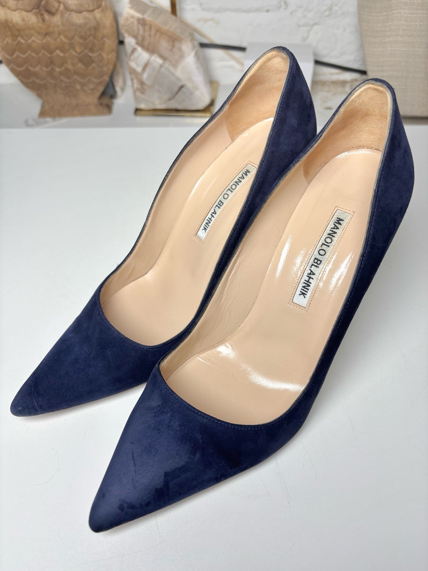W Shoe Size 38.5 (7.5 US) Manolo Blahnik Blue Leather Suede Heels