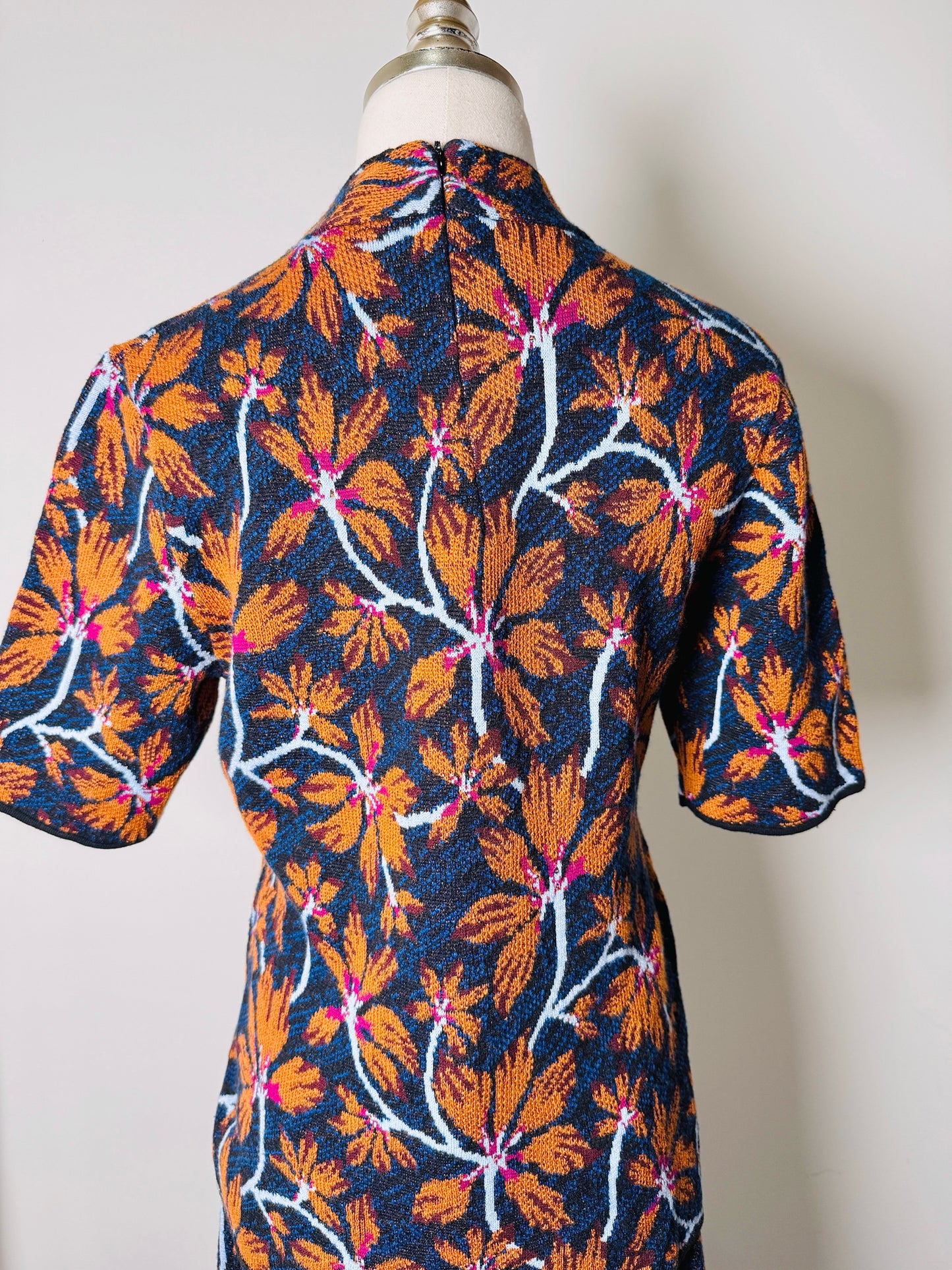 Women Size L Ulla Johnson Navy, Blue, Orange Floral SS Sweater
