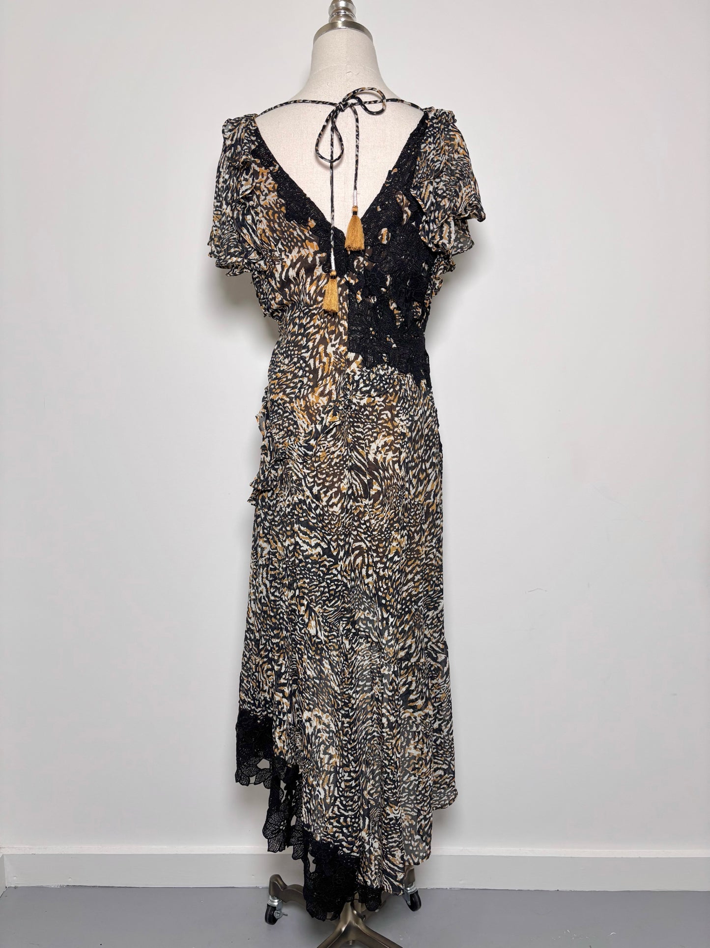 Women Size 8P Anthropologie Black, Gold Floral Lace Trim NWT Dress