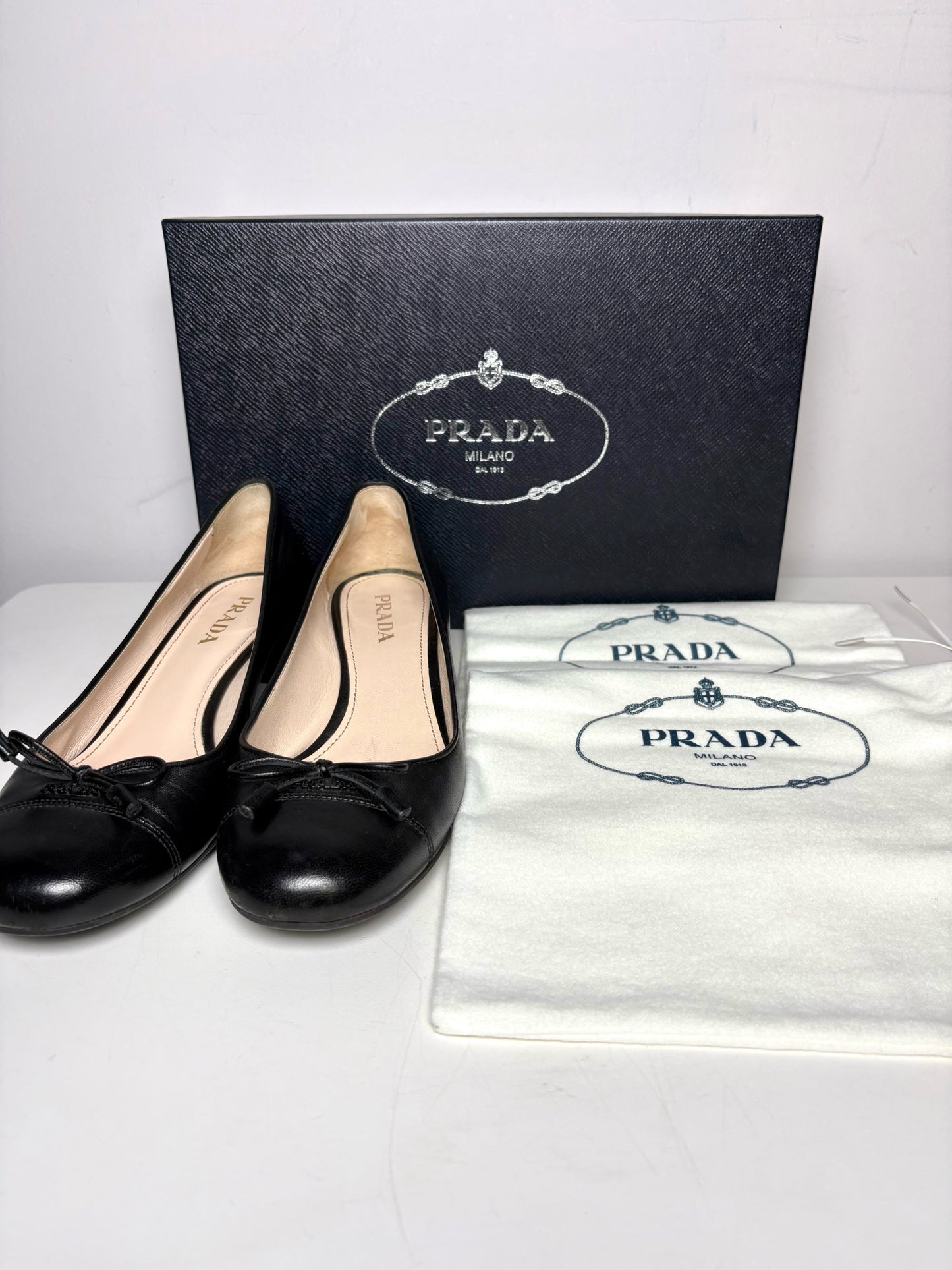 W Shoe Size 37 (7) Prada Black Leather Nappa Pre-owned Heels