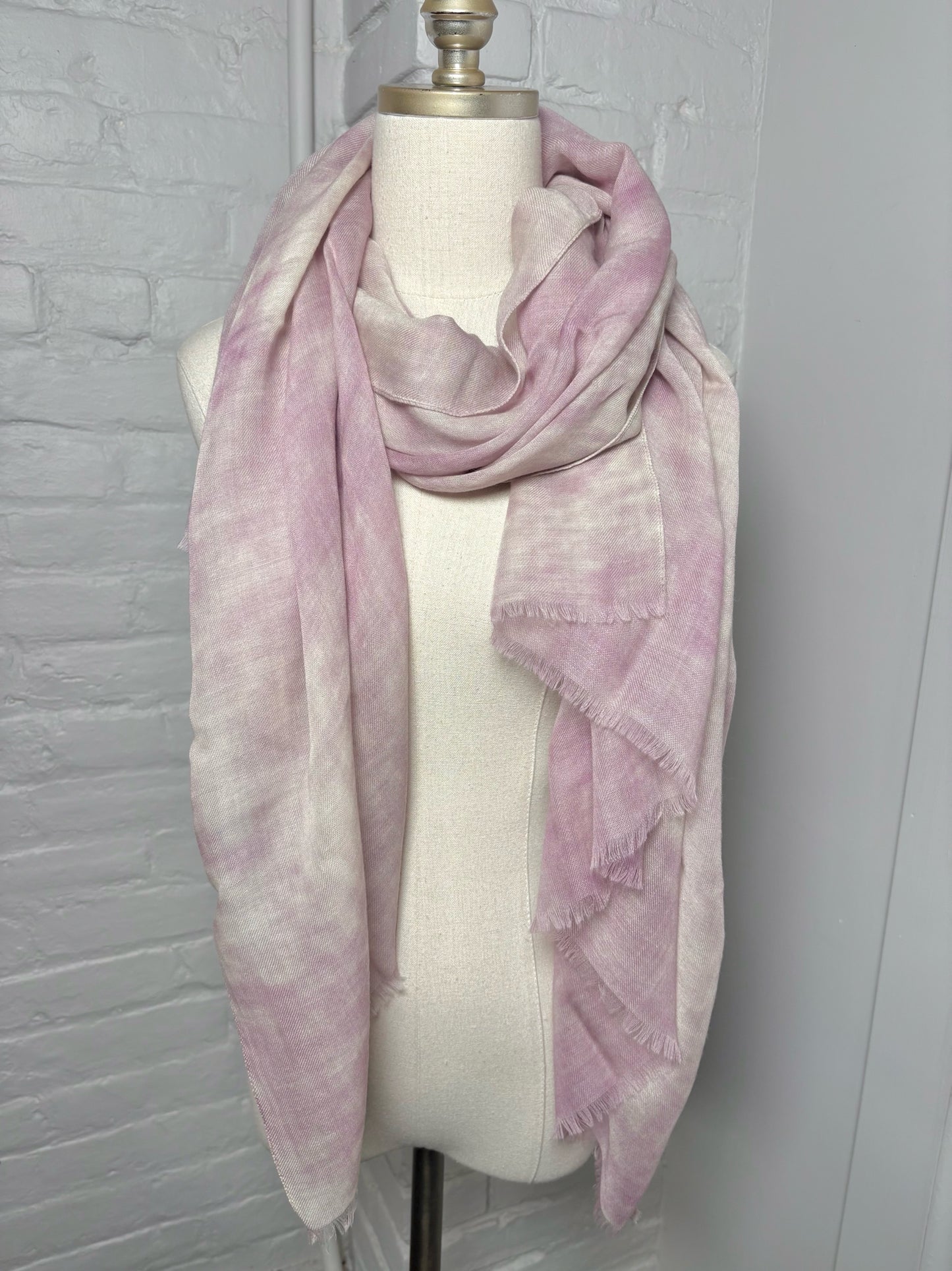 Amina Rubinacci Marble 86% Wool, 14% Silk Mable Effect Scarf