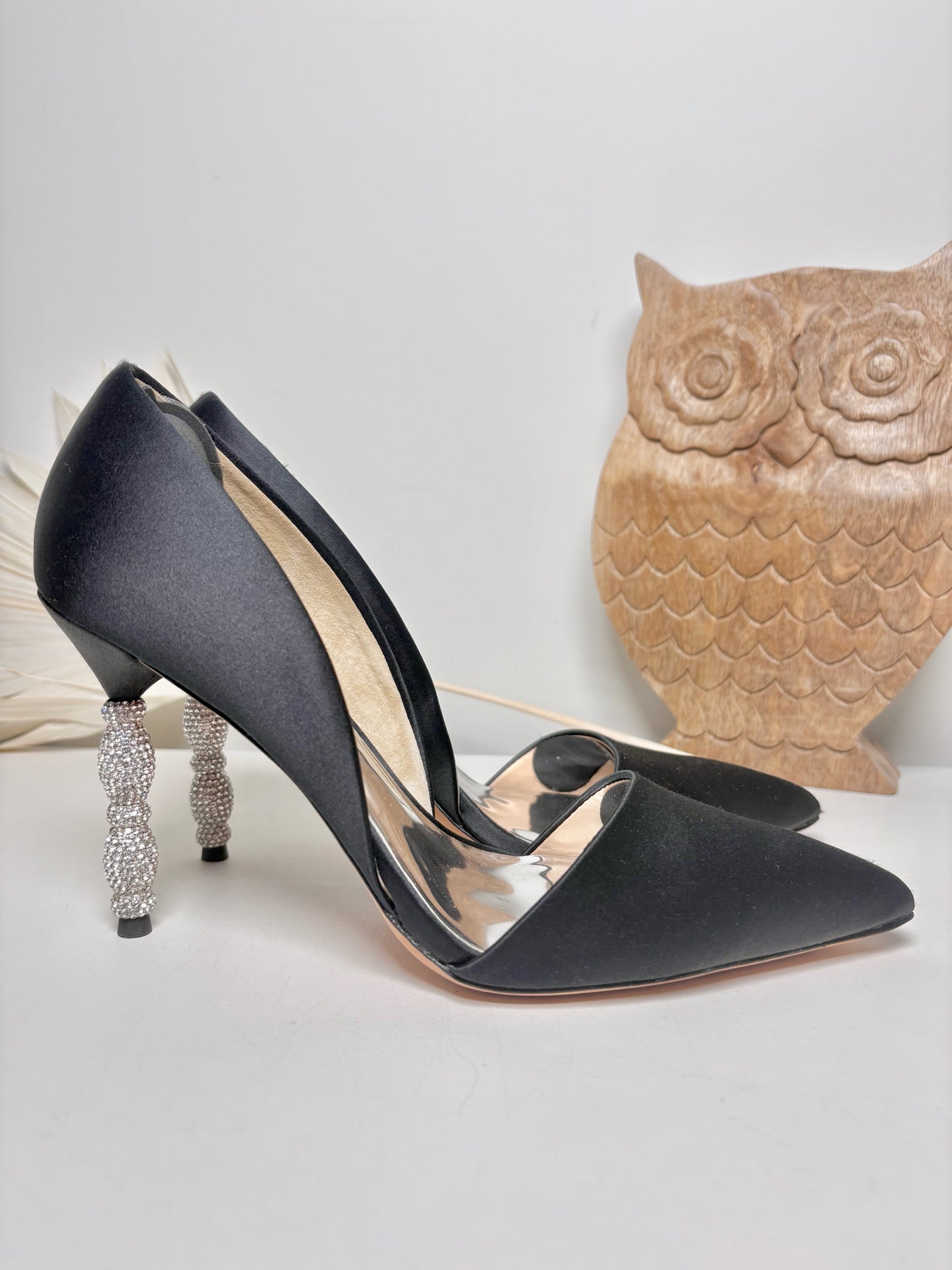 W Shoe Size 8 Badgley Mischka Black Satin Heels