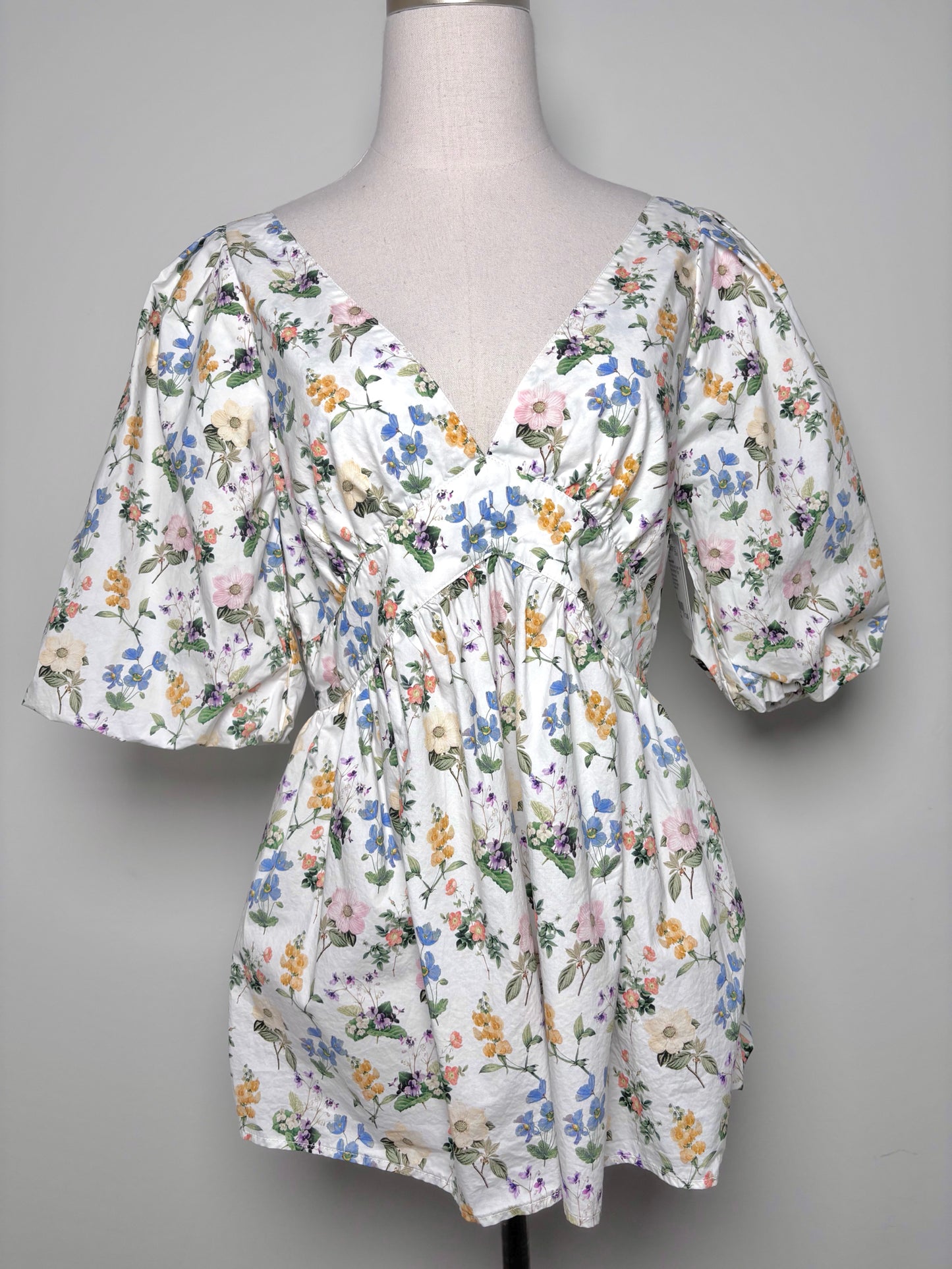 Women Size M Marissa Webb White, blue, pink, green, yellow Floral Cotton Blouse