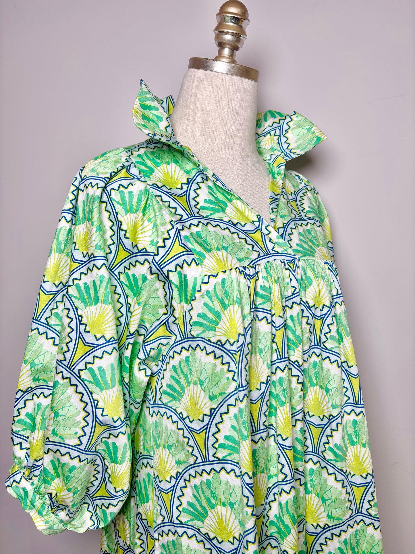 Women Size XS Emily McCarthy Green Print NWT Dress