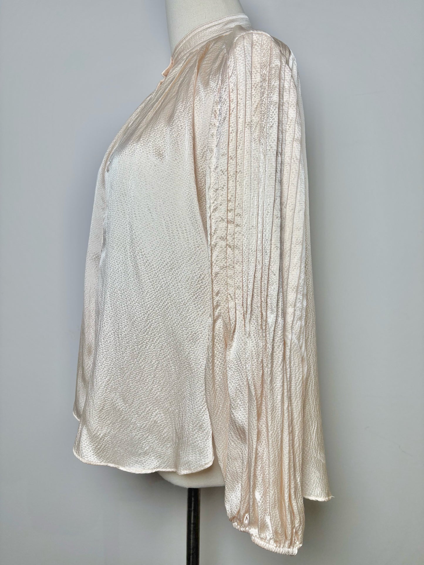 Women Size 4 A Piece Apart Light Pink Solid LS Blouse