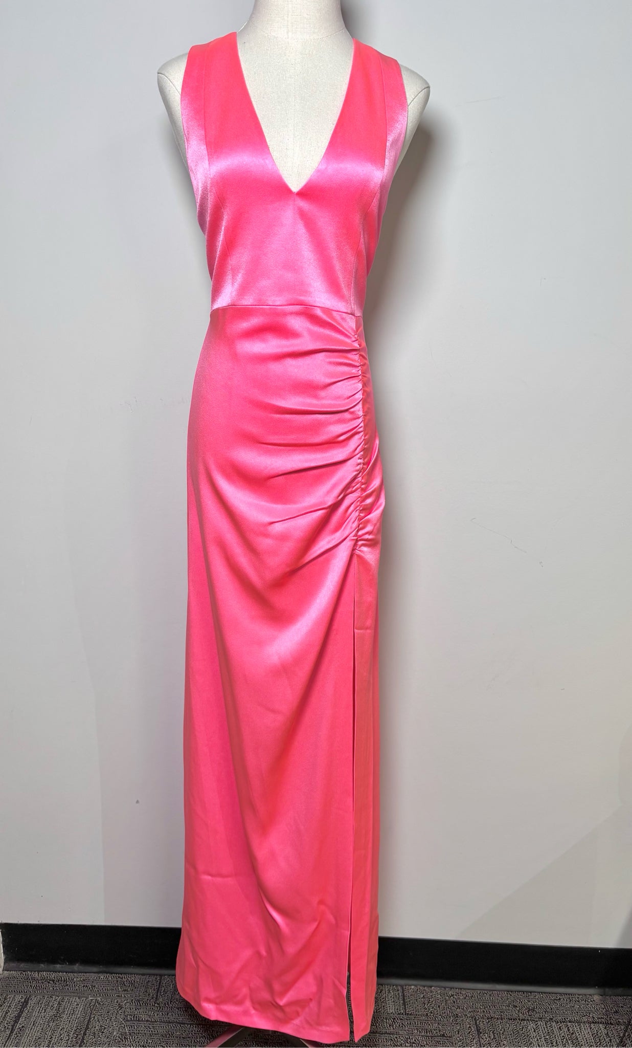 Women Size 8 Alice + Olivia Neon Pink Solid NWT Dress