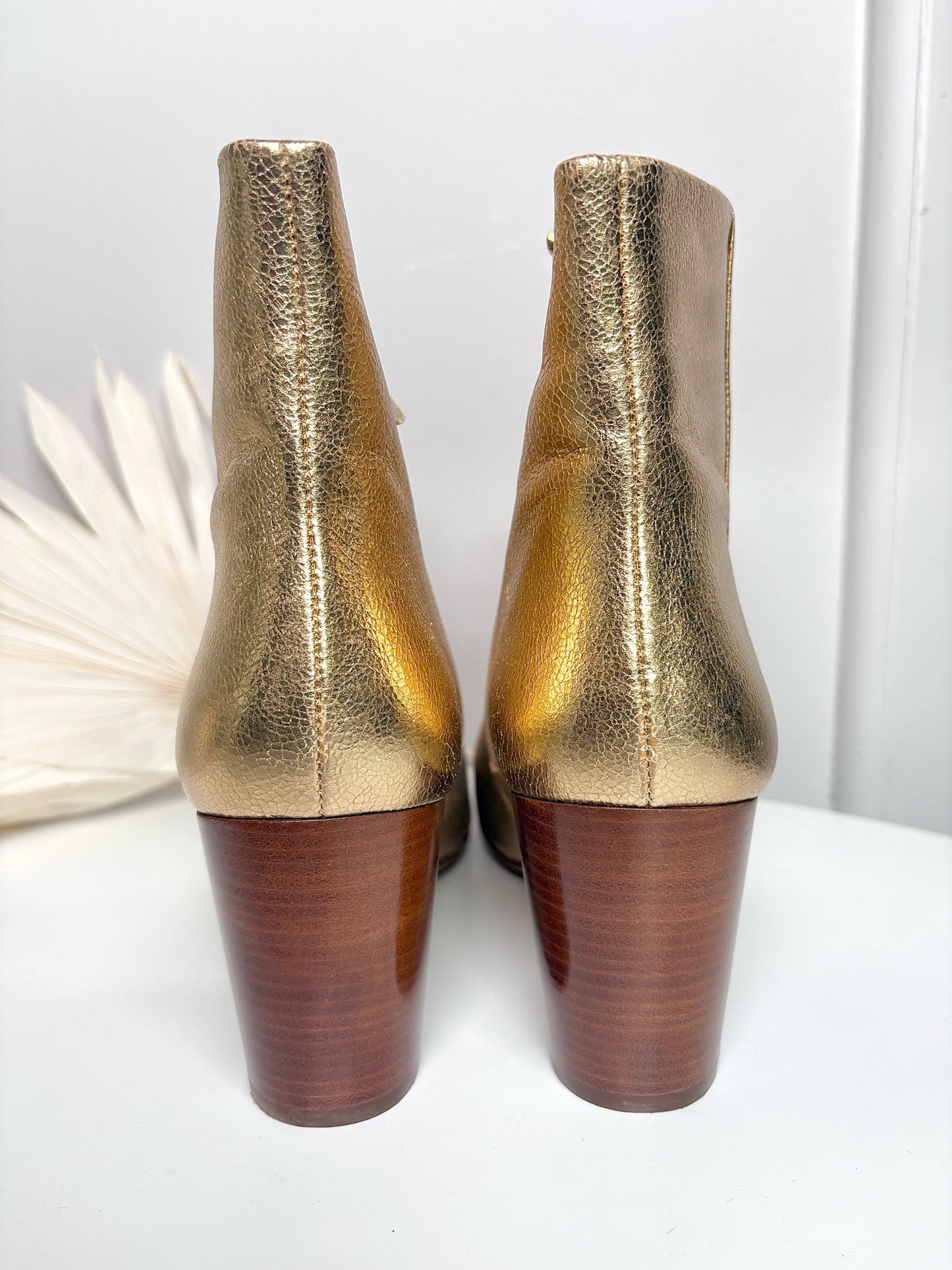 W Shoe Size 41 (10, US) Sezane Metallic Gold Lea Ankle Boots