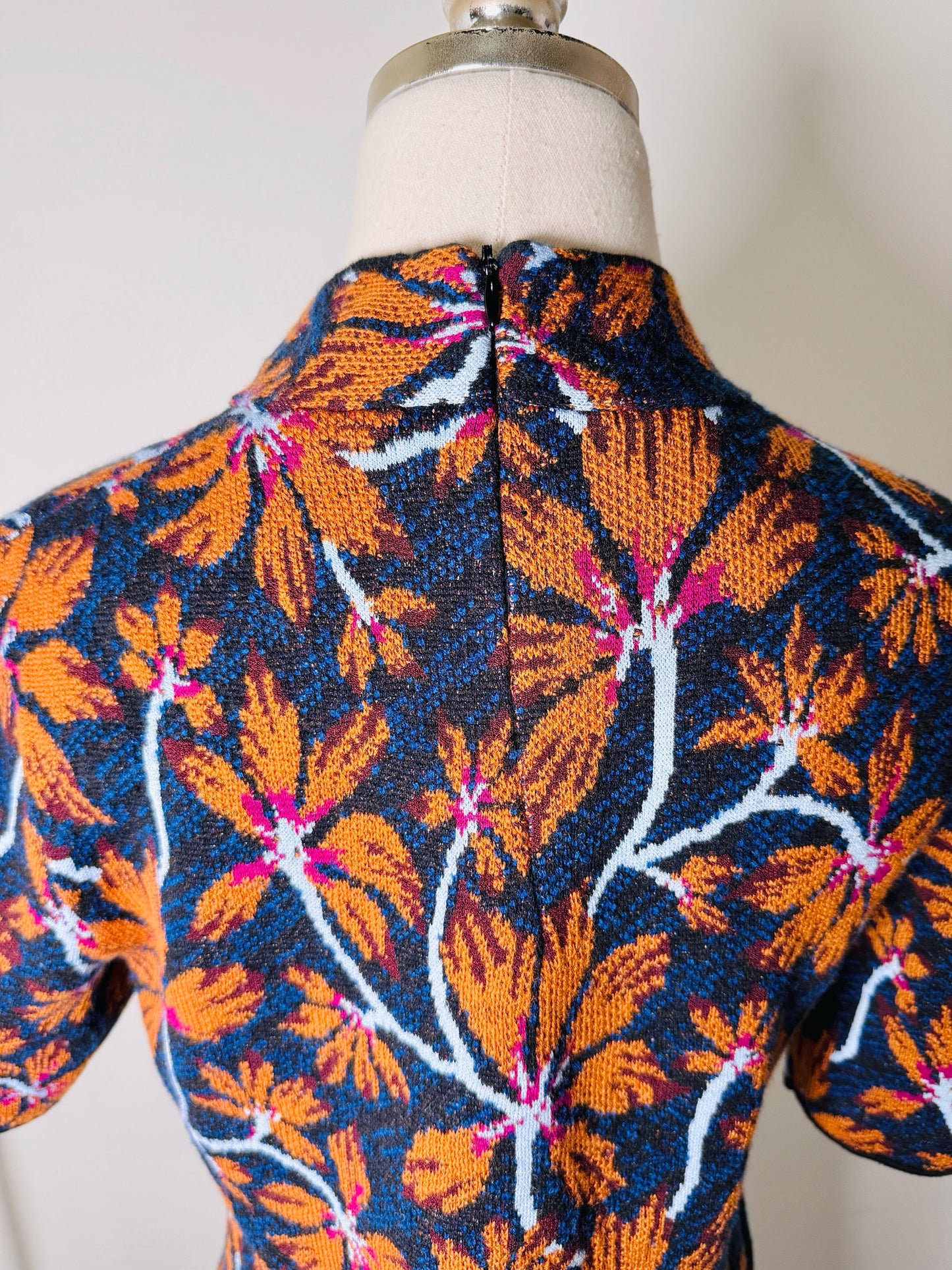 Women Size L Ulla Johnson Navy, Blue, Orange Floral SS Sweater
