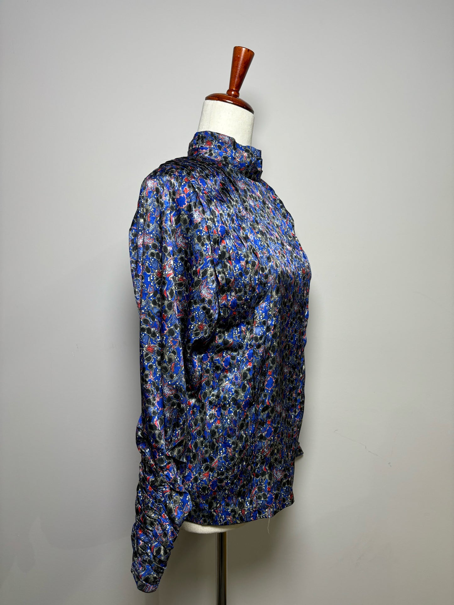 Women Size S Hunter Bell Blue Floral Blouse Ruffle Pleats