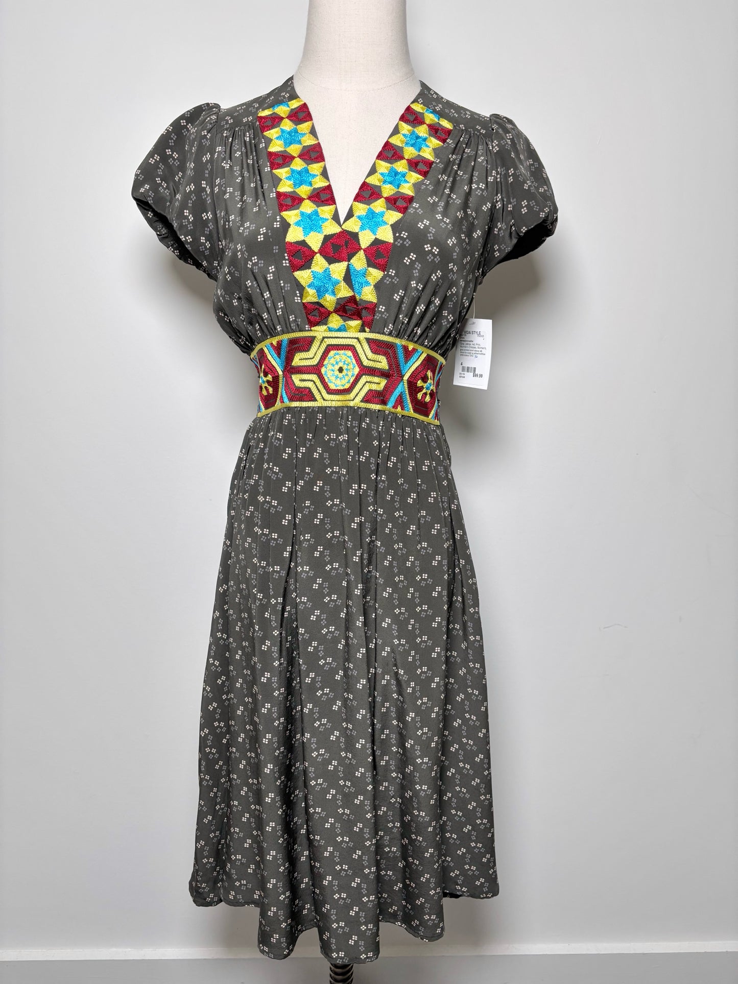 Women Size 4 coreylynncalter Gray, yellow, red Print Silk Dress