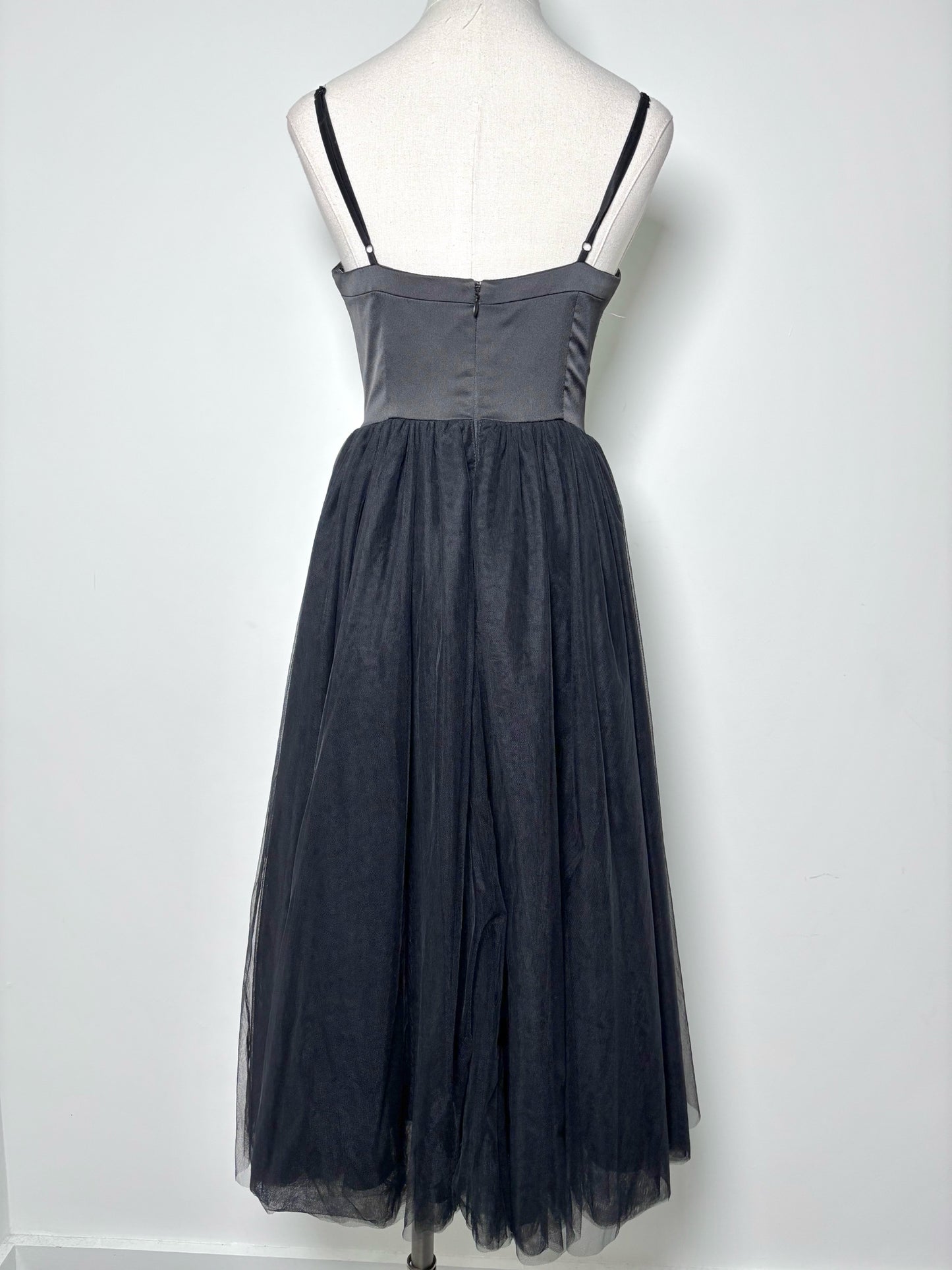 Women Size 6 Fame and Partners Black Tulle Cocktail Midi Dress