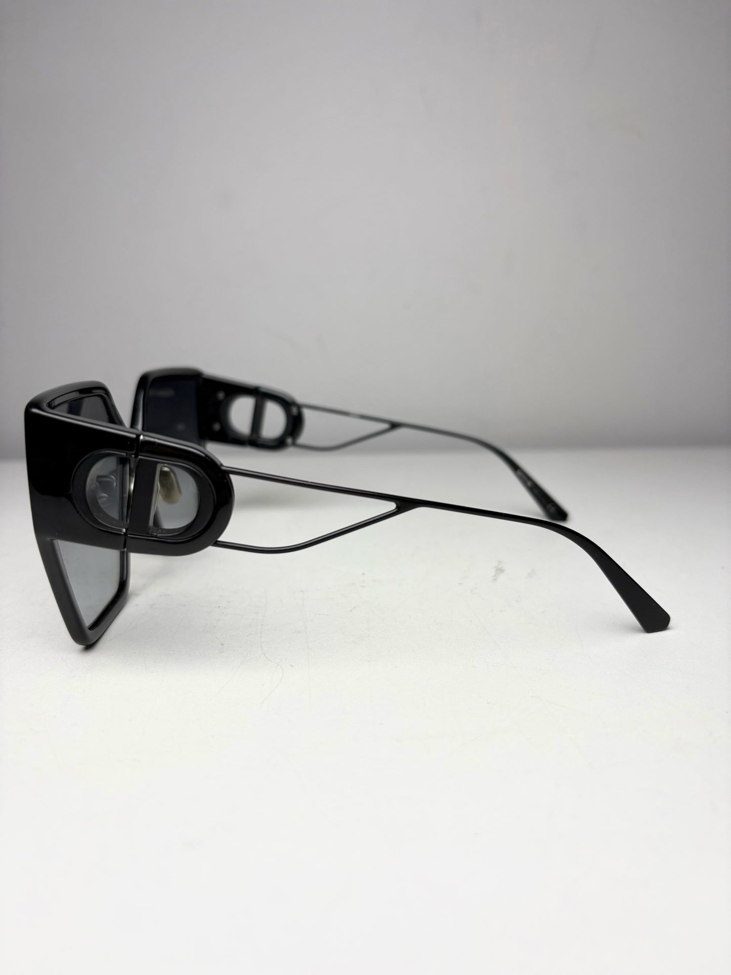 Christian Dior Pre-owned Black Plastic Sunglasses