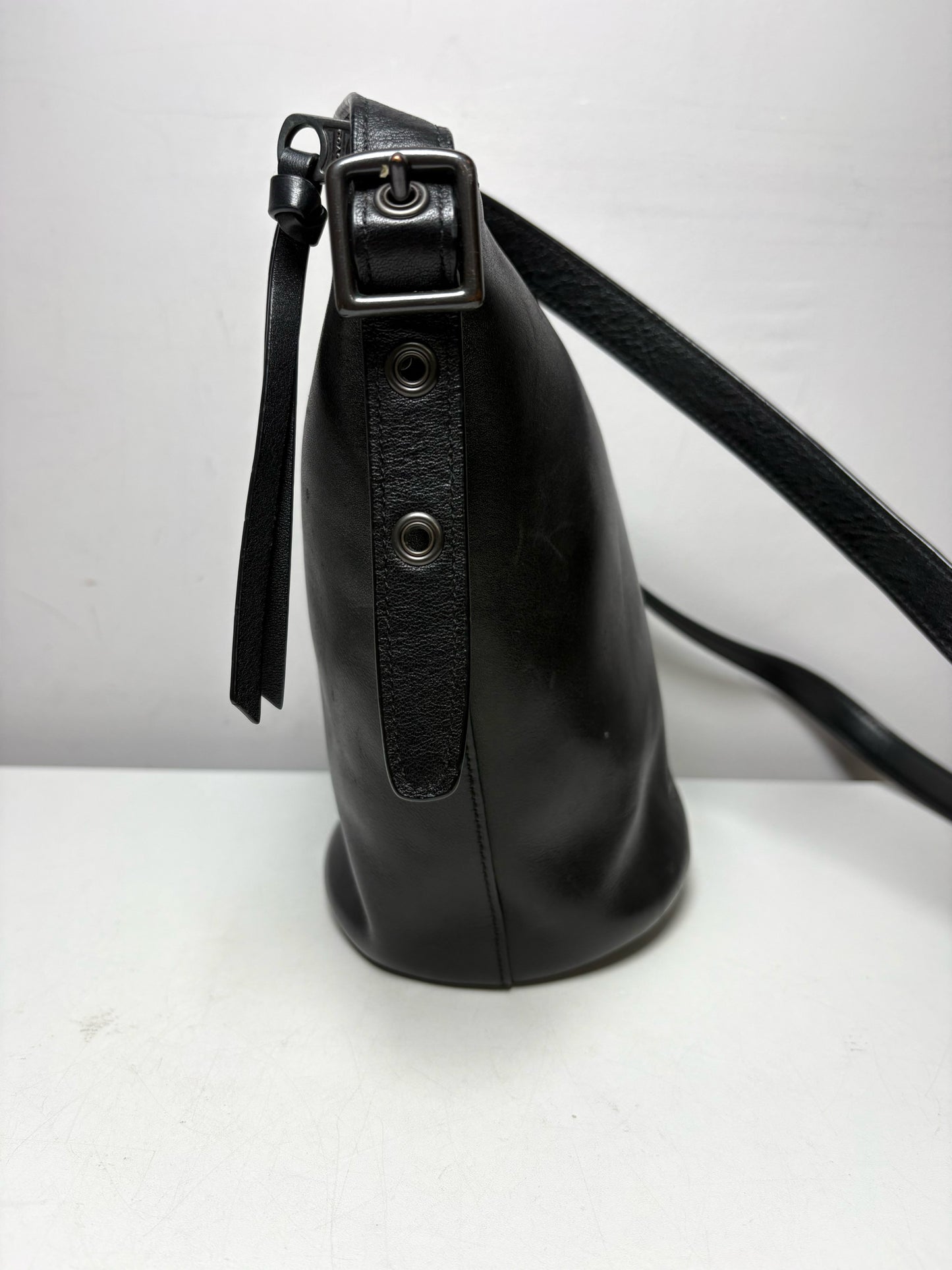 Women's Coach Bleecker Sport Mini Black Leather Vintage Pre-Owned Crossbody Bucket Bag